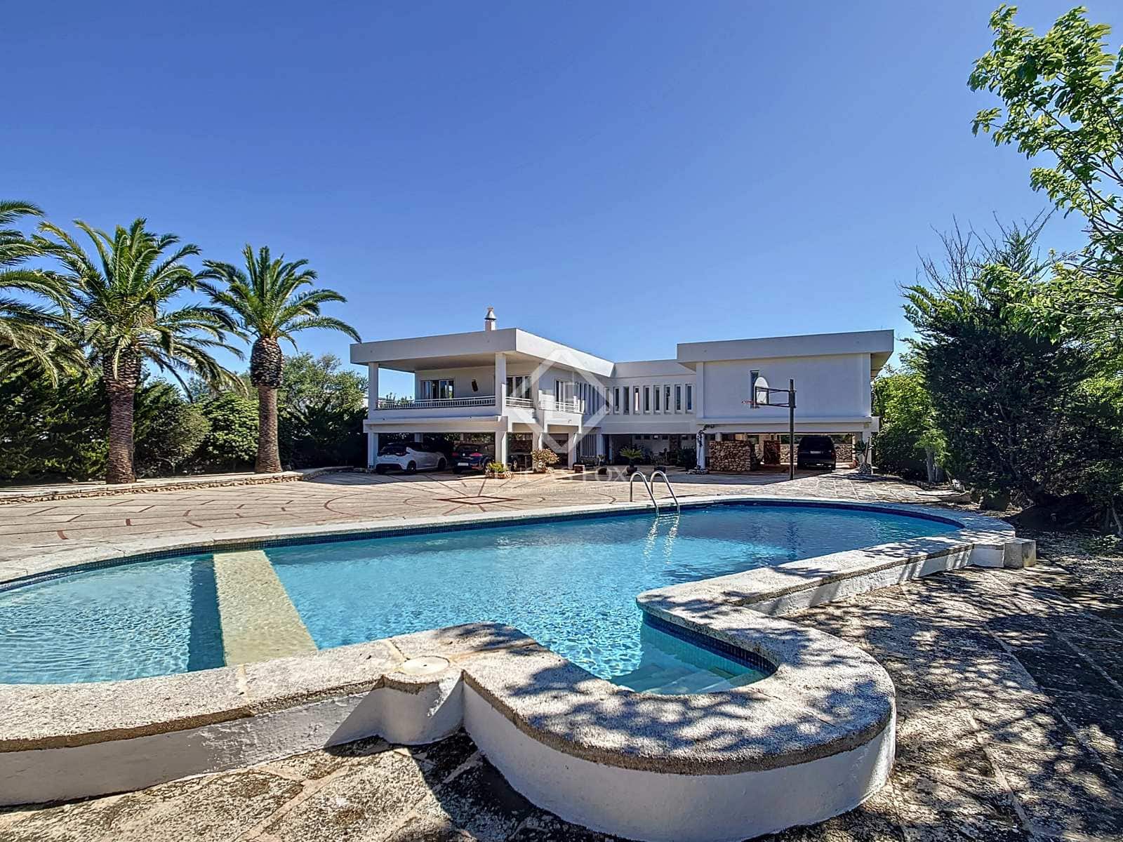 Chalet de 6 habitaciones en Ciutadella de Menorca en venta con piscina garaje - 899.000 € (Ref: 8293625)