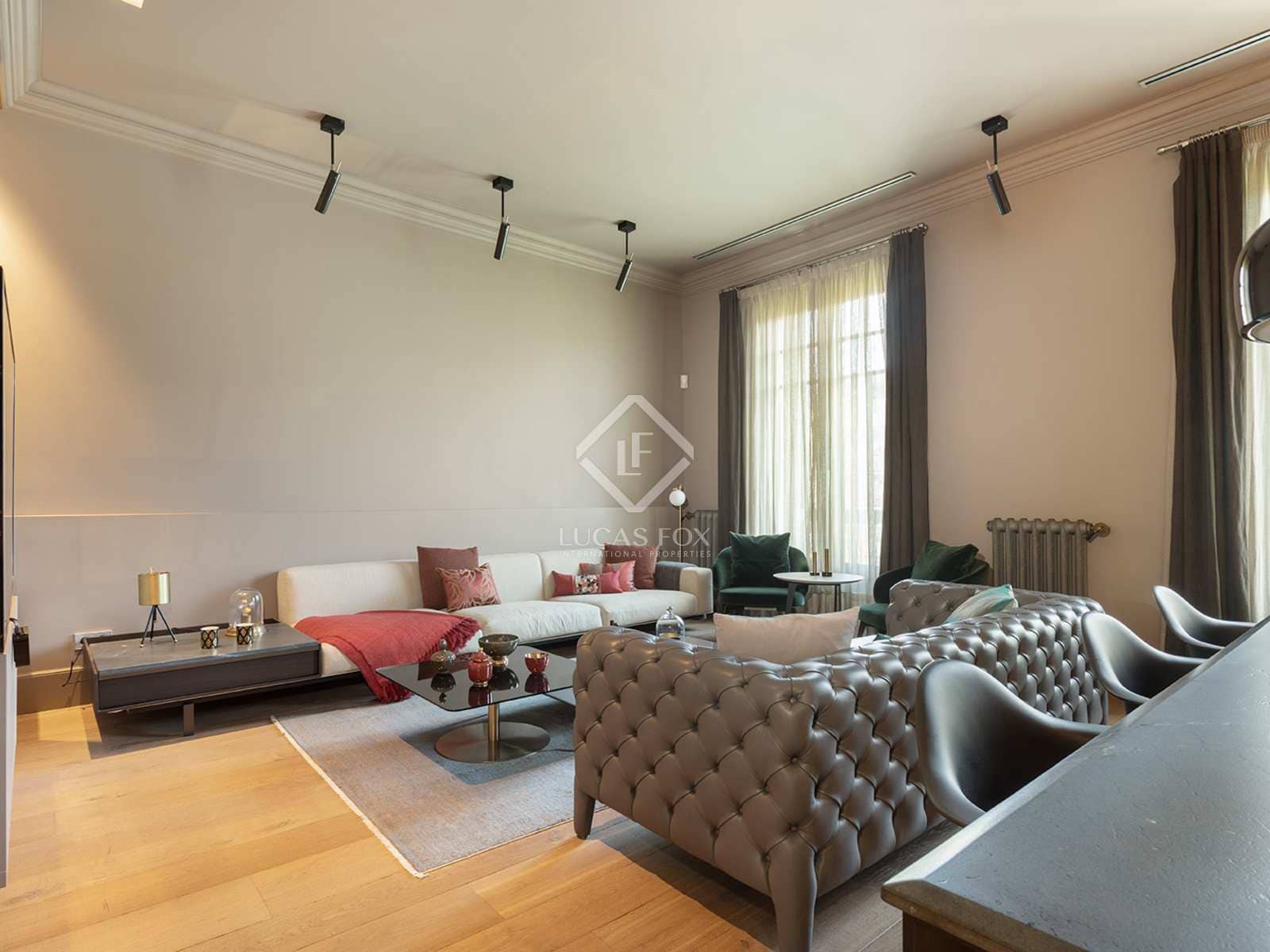 4 slaapkamer Appartement te koop in Barcelona stad - € 2.900.000 (Ref: 8296709)