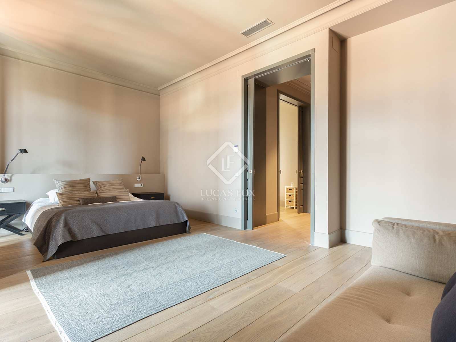 4 slaapkamer Appartement te koop in Barcelona stad - € 2.900.000 (Ref: 8296709)