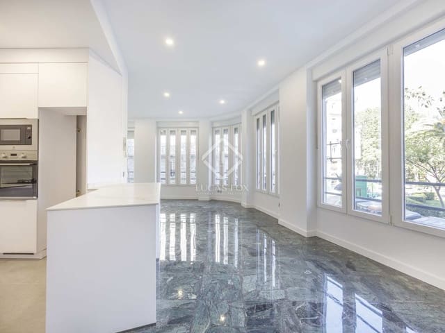 2 soverom Leilighet til leie i Valencia by - € 1 900 (Ref: 8296974)