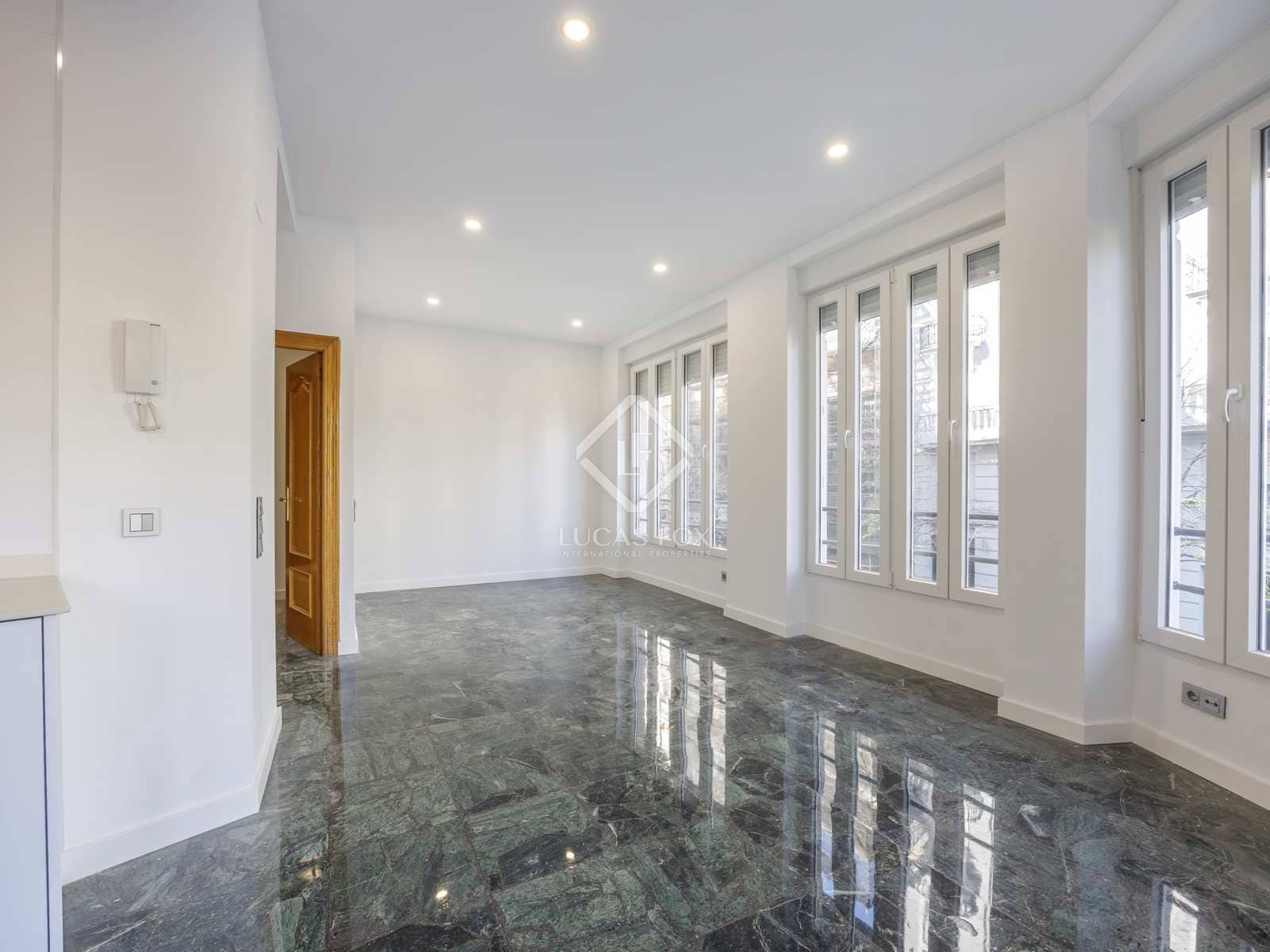 2 sovrum Lägenhet att hyra i Valencia stad - 1 900 € (Ref: 8296974)