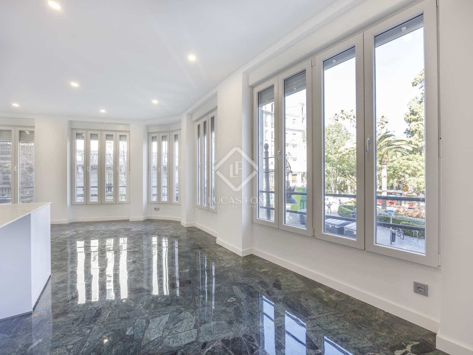 2 sovrum Lägenhet att hyra i Valencia stad - 1 900 € (Ref: 8296974)