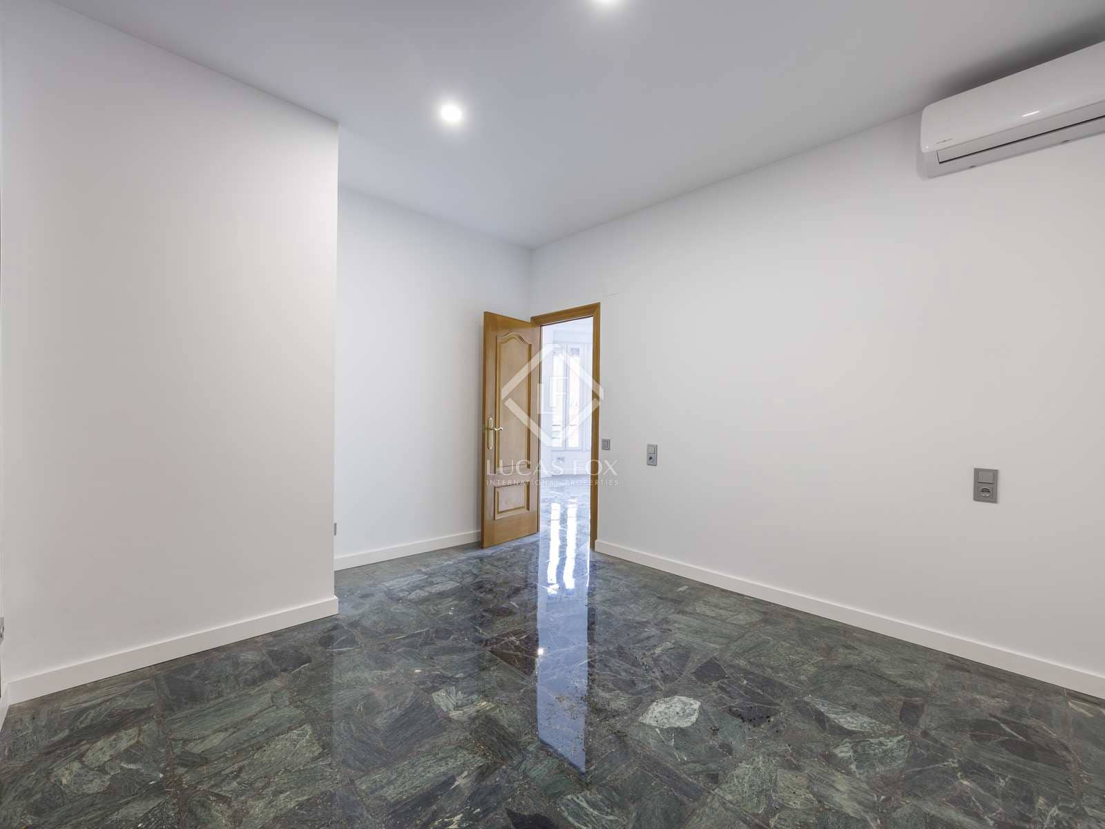 2 sovrum Lägenhet att hyra i Valencia stad - 1 900 € (Ref: 8296974)