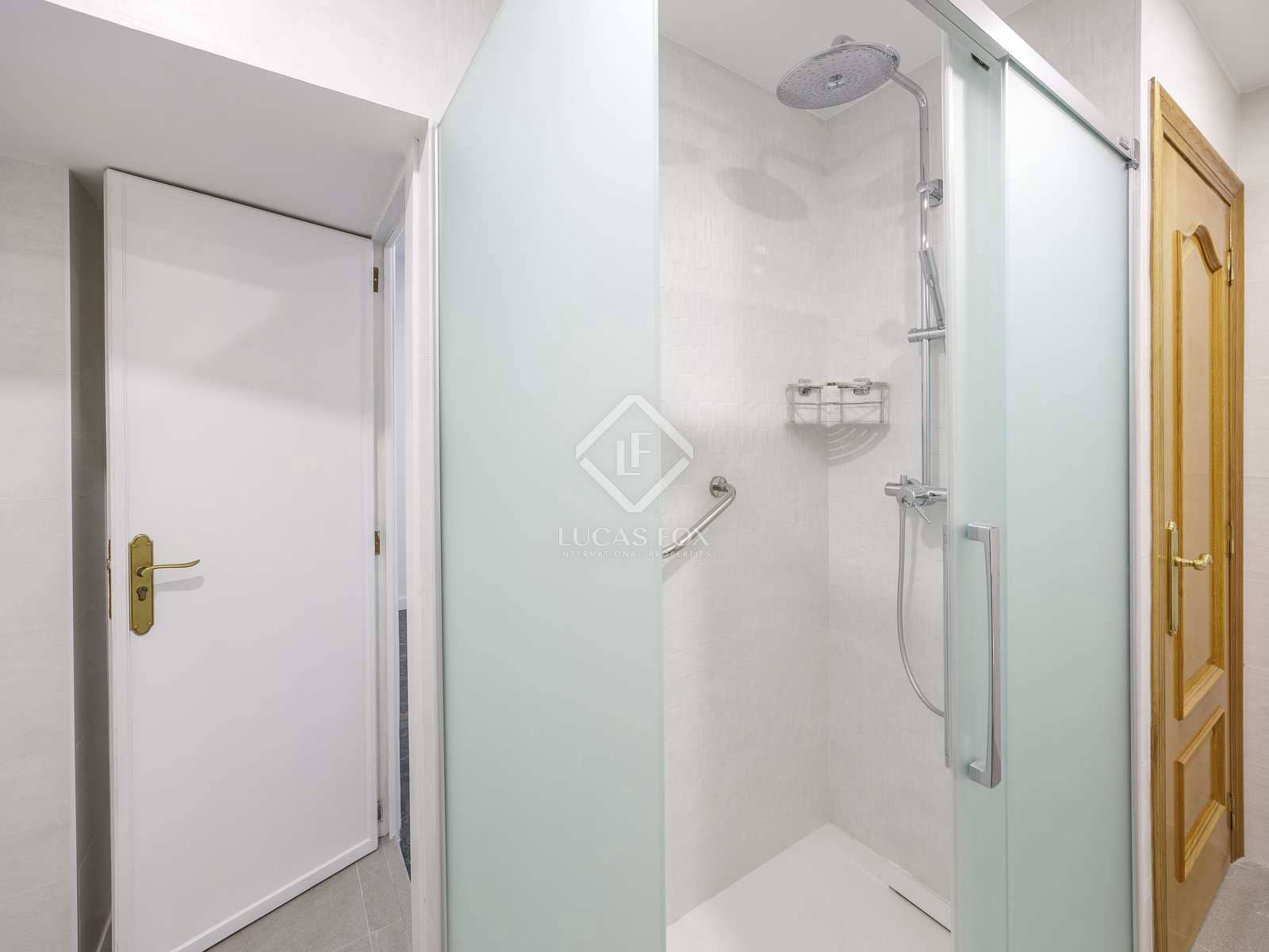 2 sovrum Lägenhet att hyra i Valencia stad - 1 900 € (Ref: 8296974)