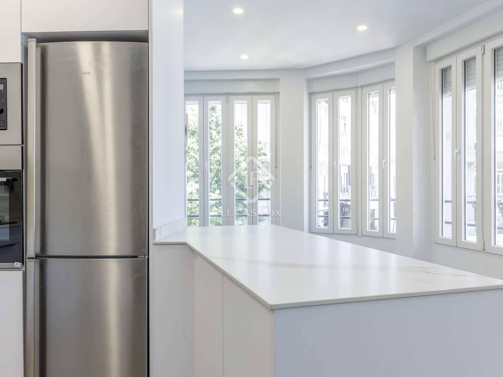 2 sovrum Lägenhet att hyra i Valencia stad - 1 900 € (Ref: 8296974)