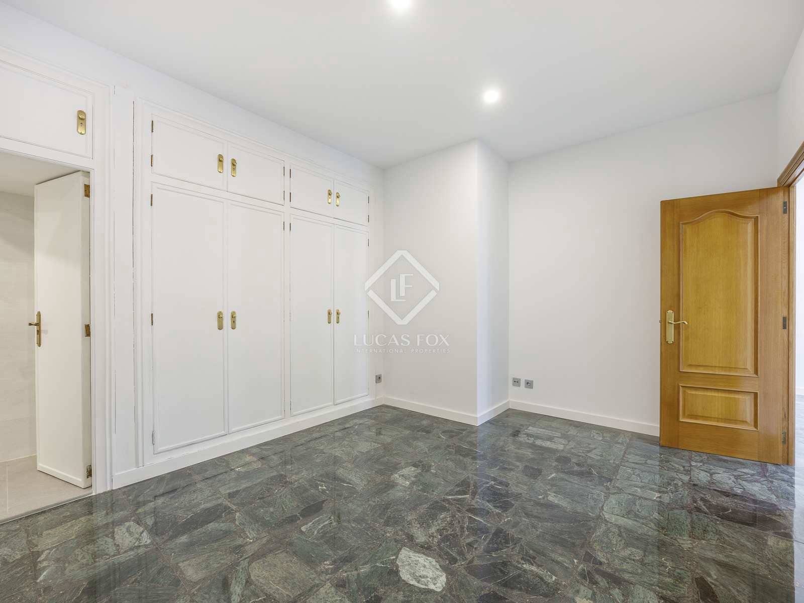 2 sovrum Lägenhet att hyra i Valencia stad - 1 900 € (Ref: 8296974)