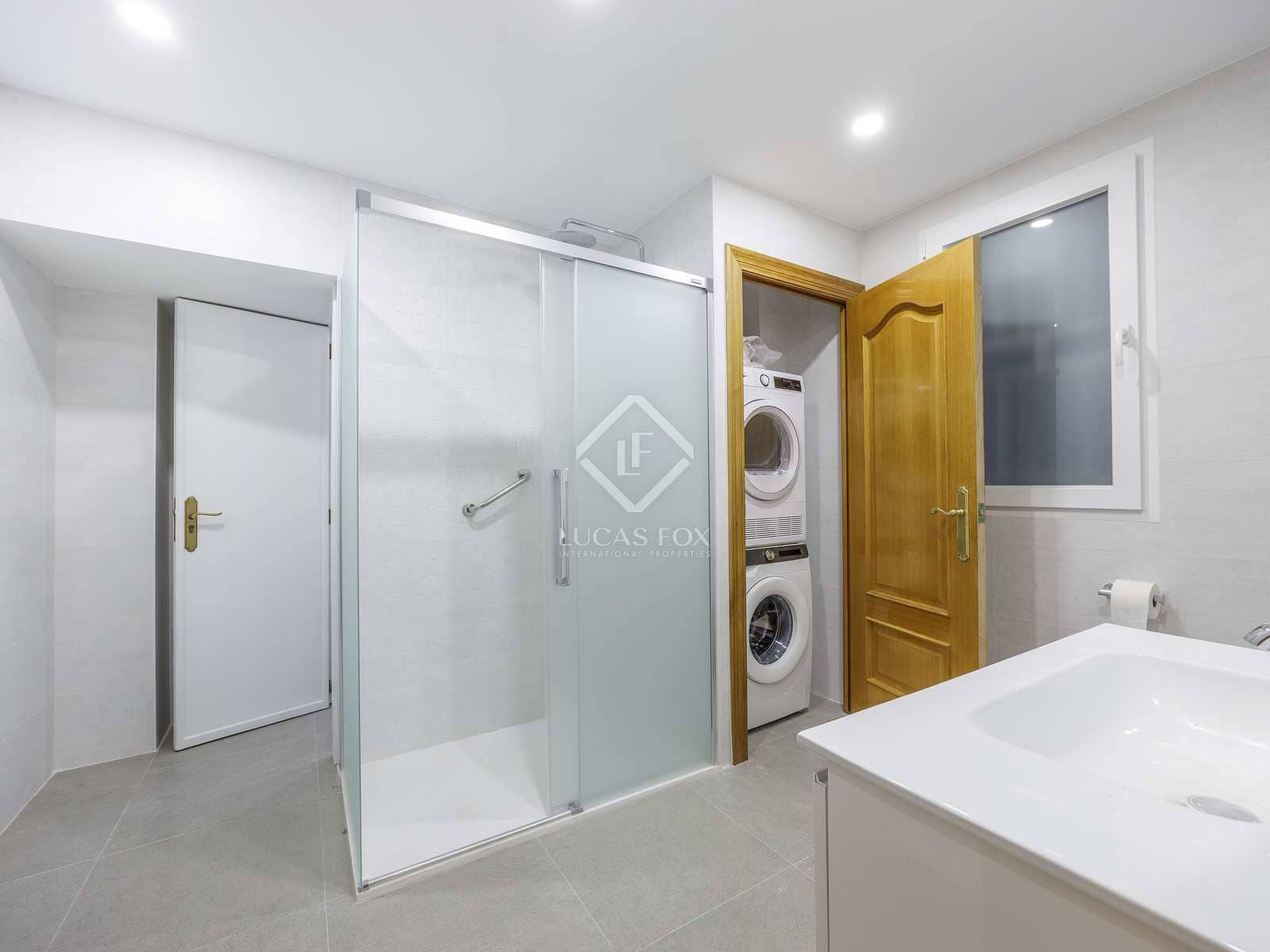 2 sovrum Lägenhet att hyra i Valencia stad - 1 900 € (Ref: 8296974)