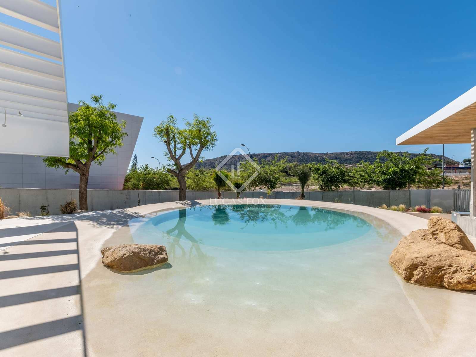 6 soverom Villa til salgs i Alicante by med svømmebasseng - € 3 500 000 (Ref: 8297235)