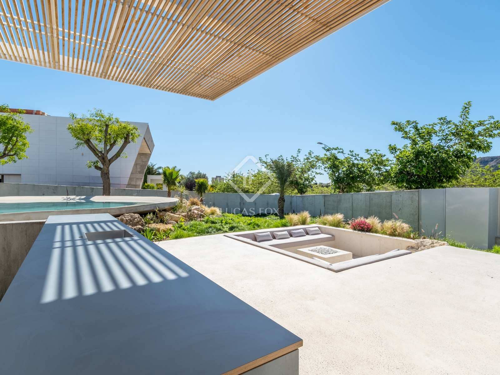 6 soverom Villa til salgs i Alicante by med svømmebasseng - € 3 500 000 (Ref: 8297235)