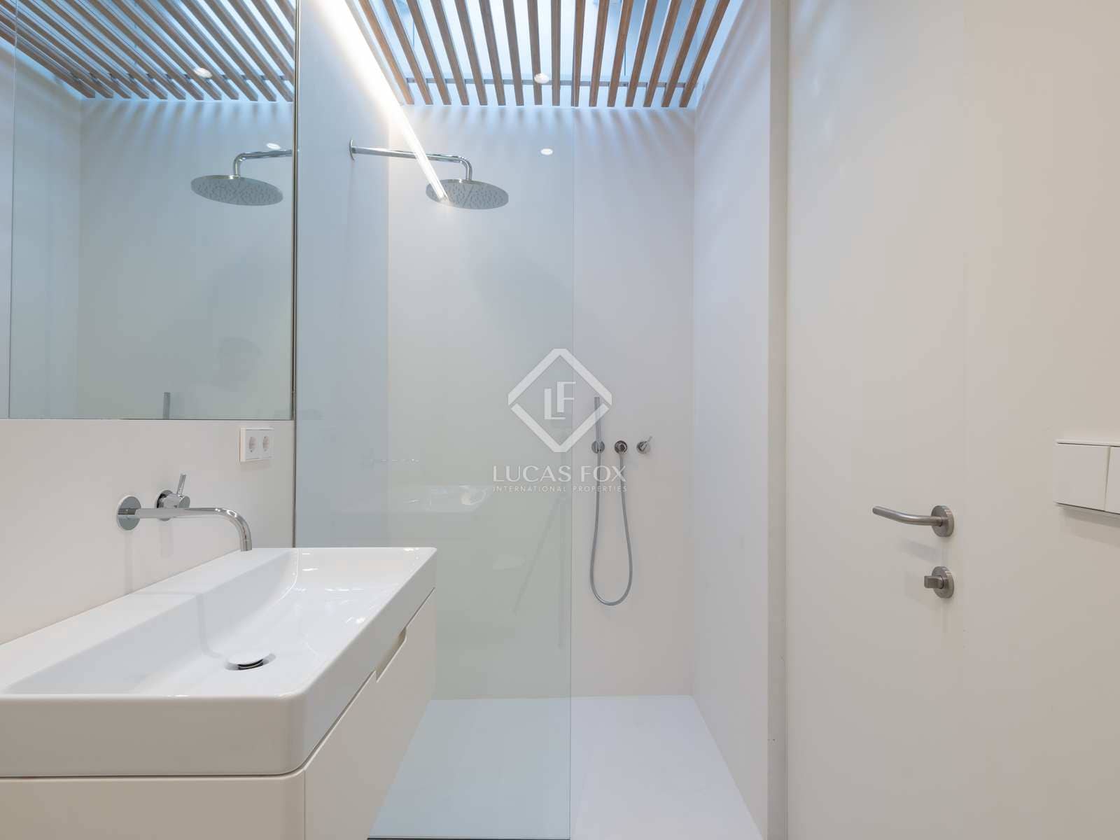 6 soverom Villa til salgs i Alicante by med svømmebasseng - € 3 500 000 (Ref: 8297235)