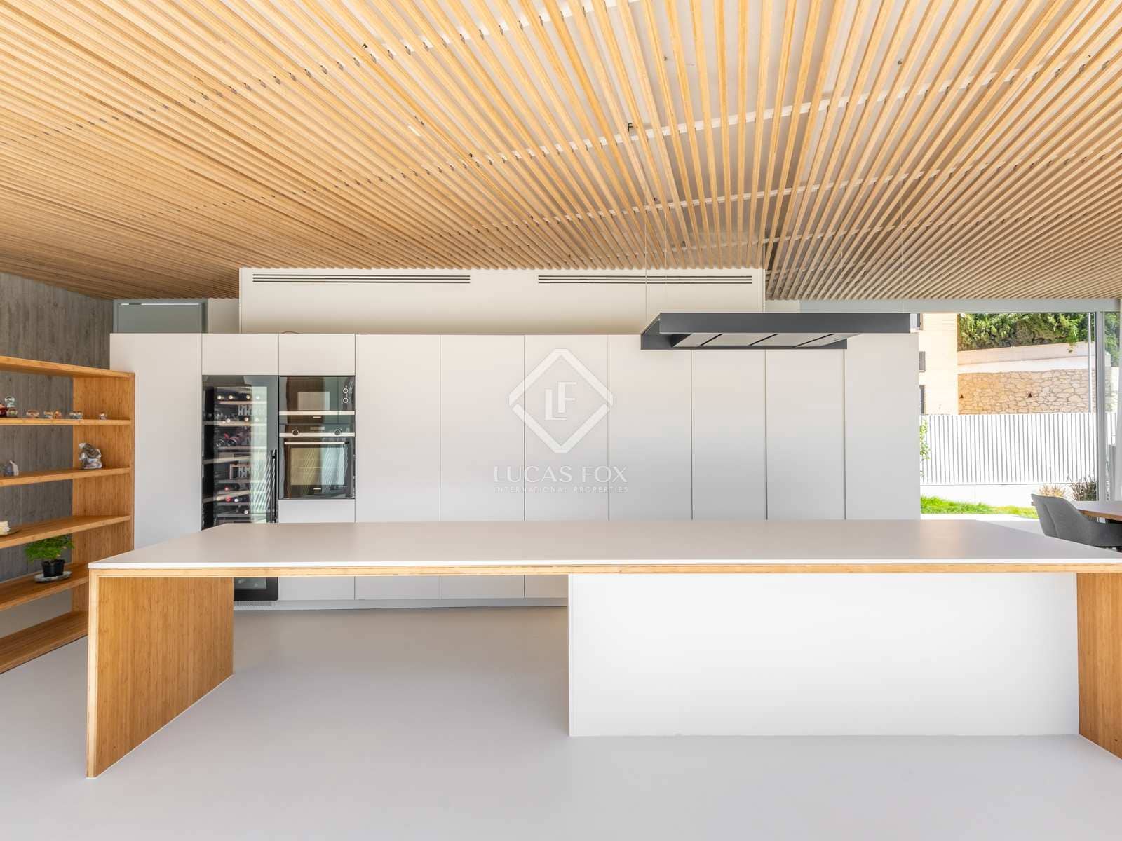 6 soverom Villa til salgs i Alicante by med svømmebasseng - € 3 500 000 (Ref: 8297235)