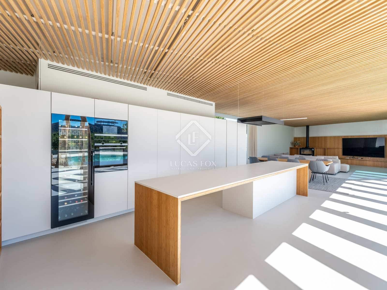 6 soverom Villa til salgs i Alicante by med svømmebasseng - € 3 500 000 (Ref: 8297235)