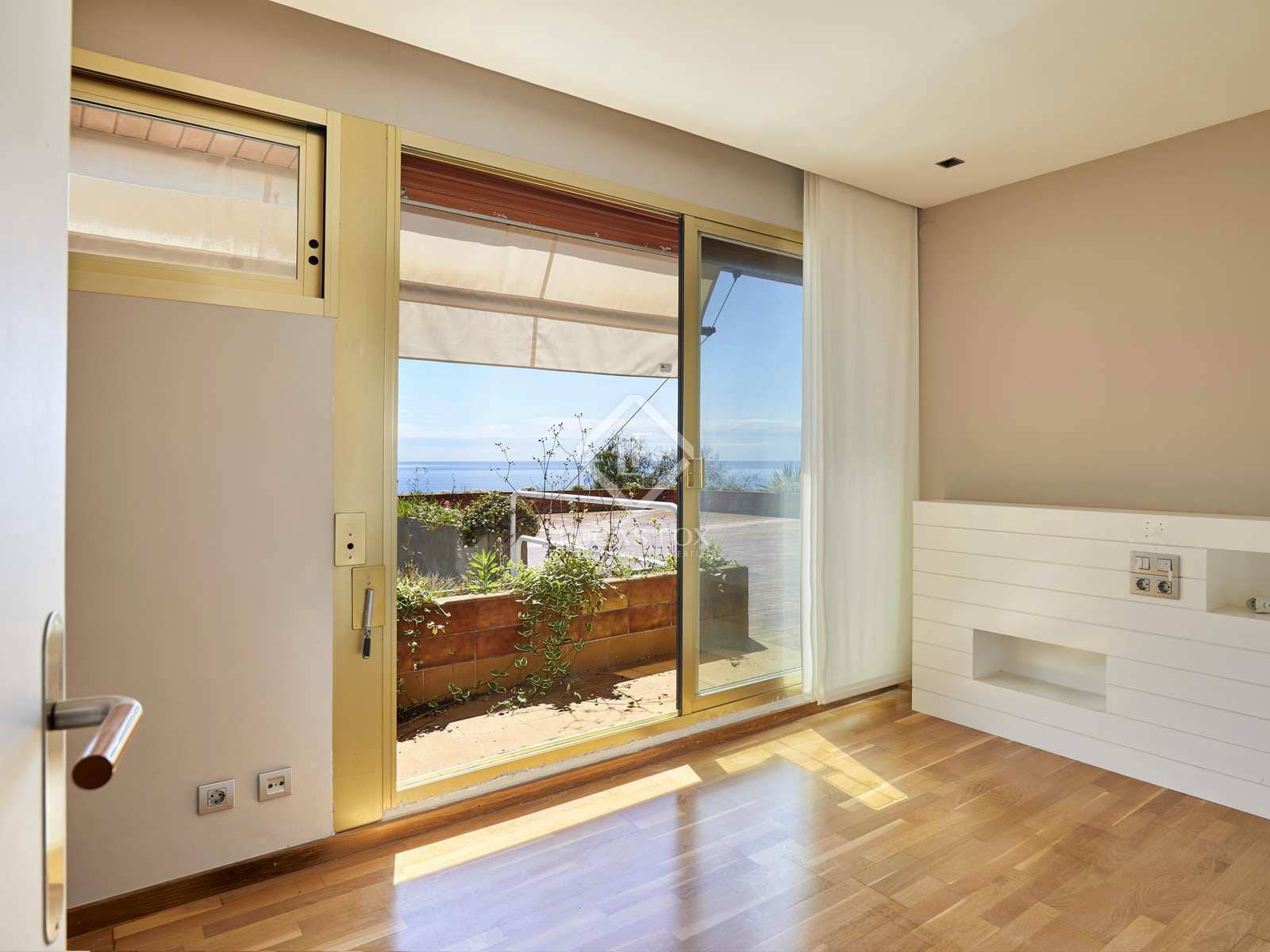 8 soveværelse Villa til salg i Arenys de Mar med swimmingpool garage - € 1.875.000 (Ref: 8299175)