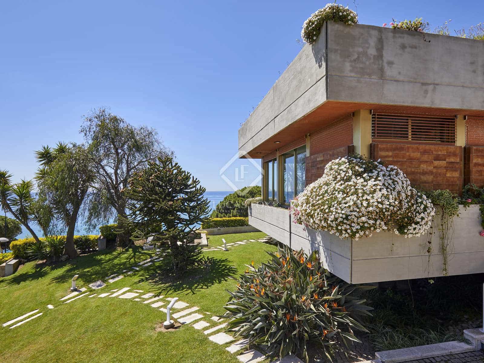 8 soveværelse Villa til salg i Arenys de Mar med swimmingpool garage - € 1.875.000 (Ref: 8299175)