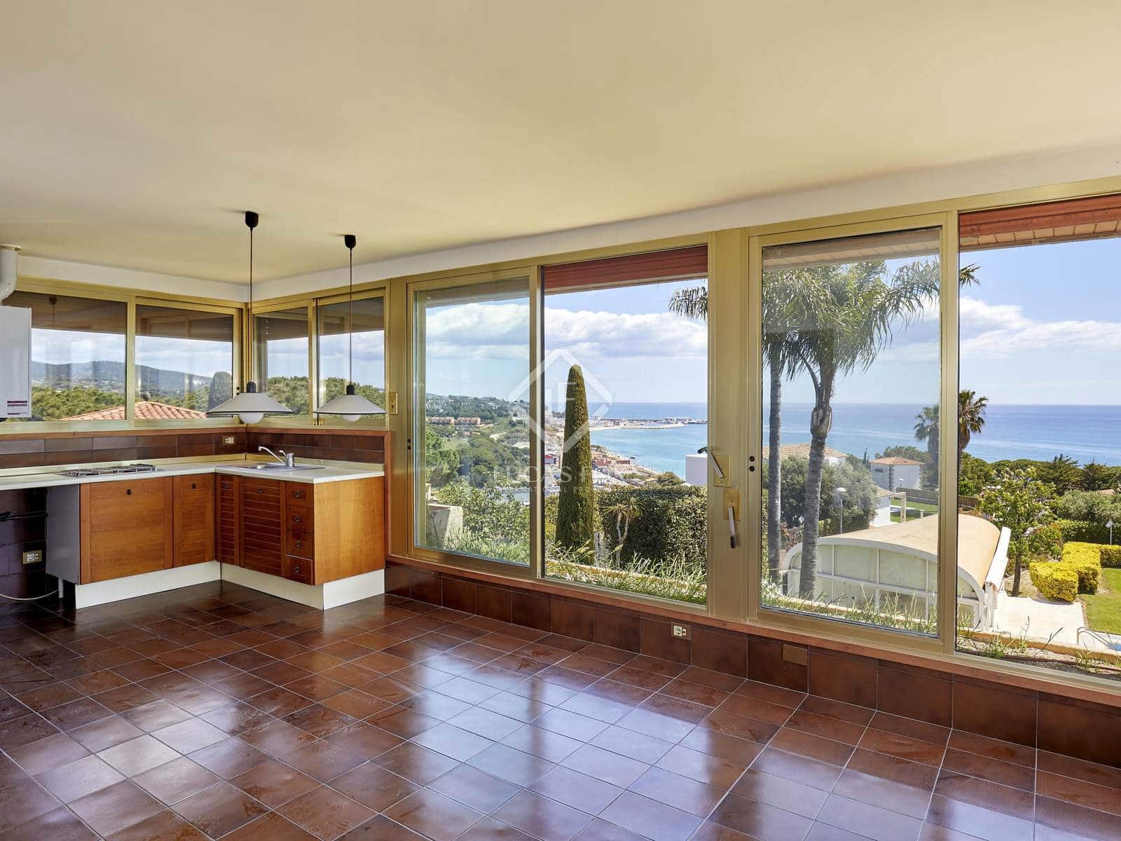 8 soveværelse Villa til salg i Arenys de Mar med swimmingpool garage - € 1.875.000 (Ref: 8299175)