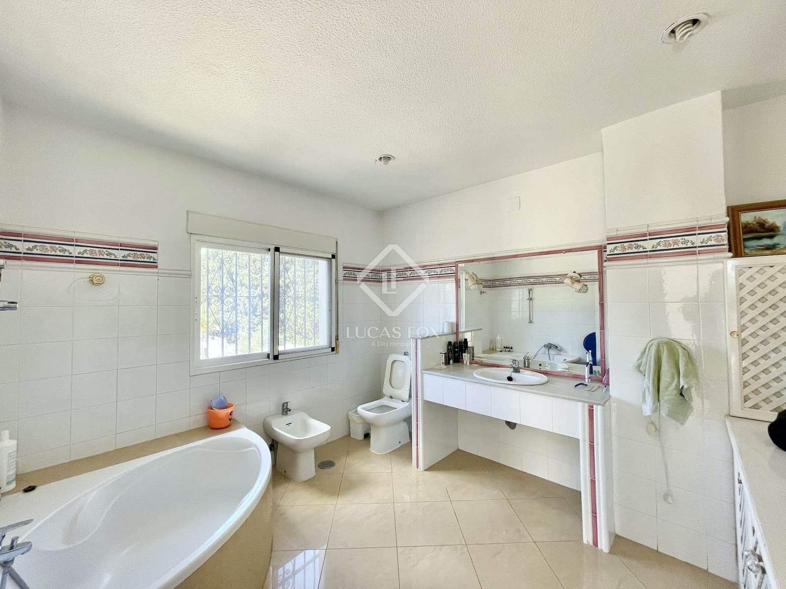 6 bedroom Villa for sale in Alicante / Alacant city with pool garage - € 1,590,000 (Ref: 8307705)