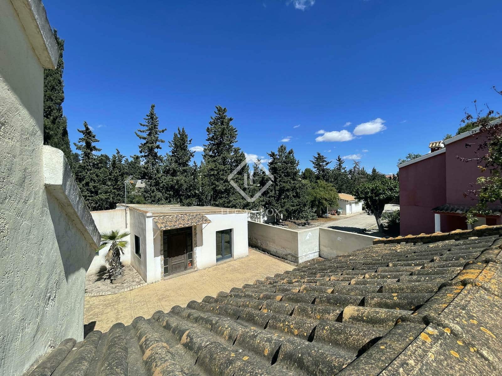 6 bedroom Villa for sale in Alicante / Alacant city with pool garage - € 1,590,000 (Ref: 8307705)