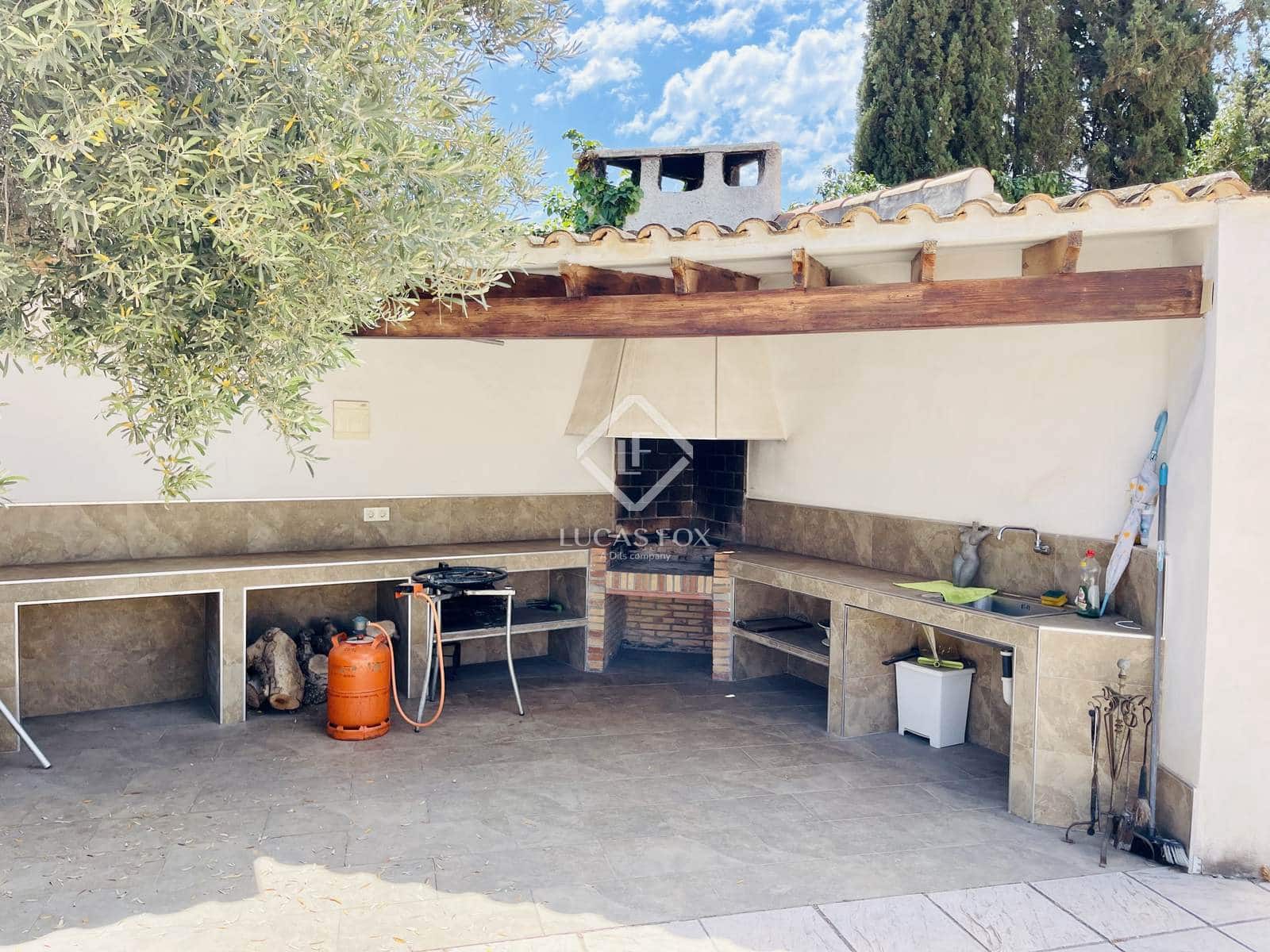 6 bedroom Villa for sale in Alicante / Alacant city with pool garage - € 1,590,000 (Ref: 8307705)