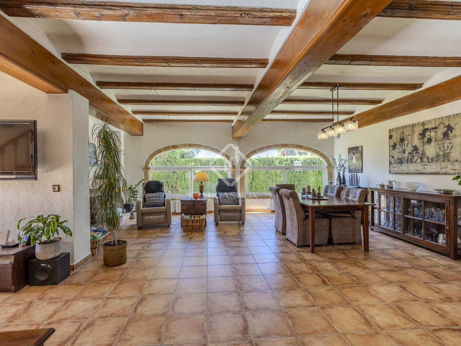 6 bedroom Villa for sale in Javea / Xabia with pool garage - € 1,590,000 (Ref: 8307706)