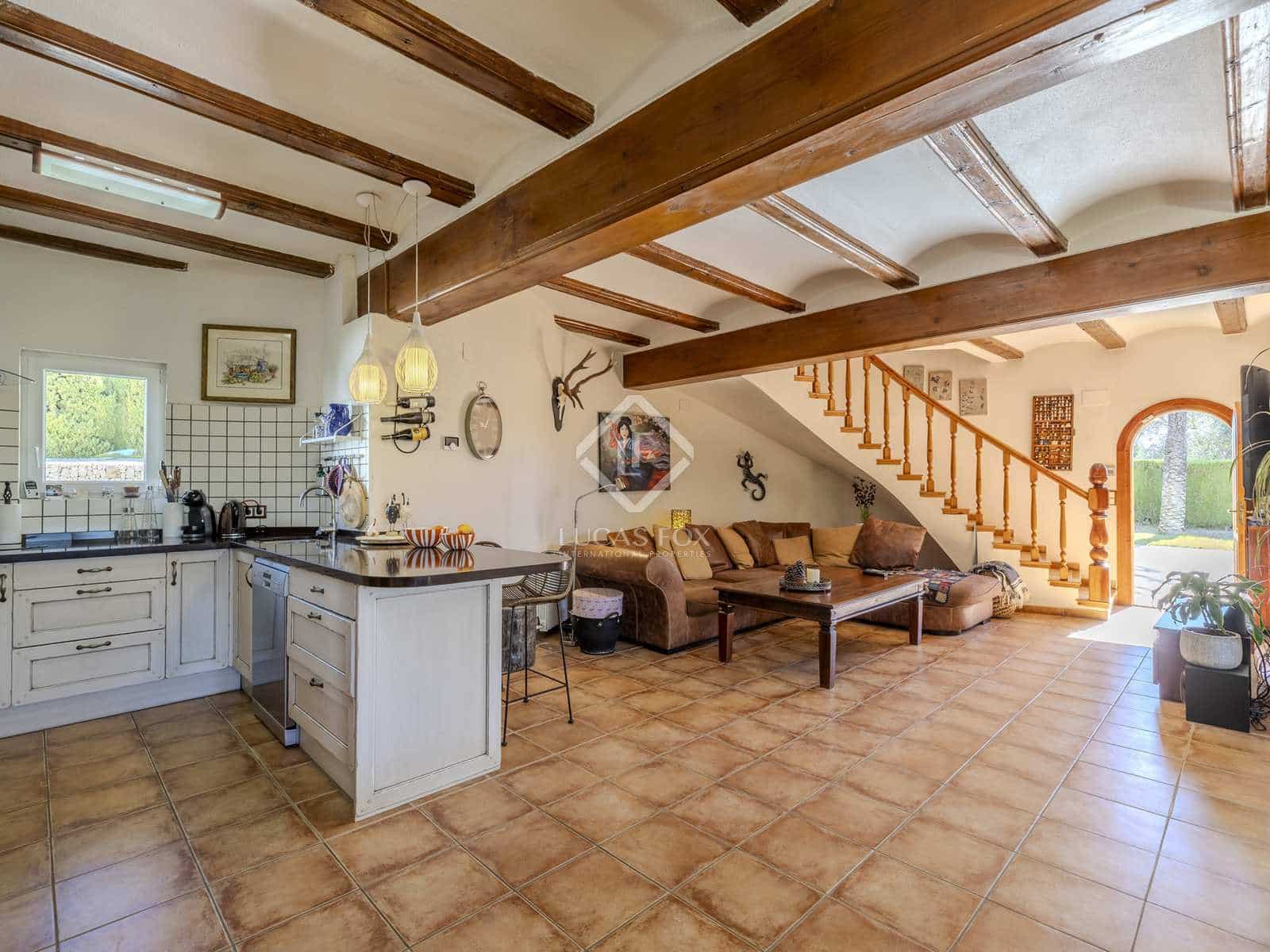 6 bedroom Villa for sale in Javea / Xabia with pool garage - € 1,590,000 (Ref: 8307706)