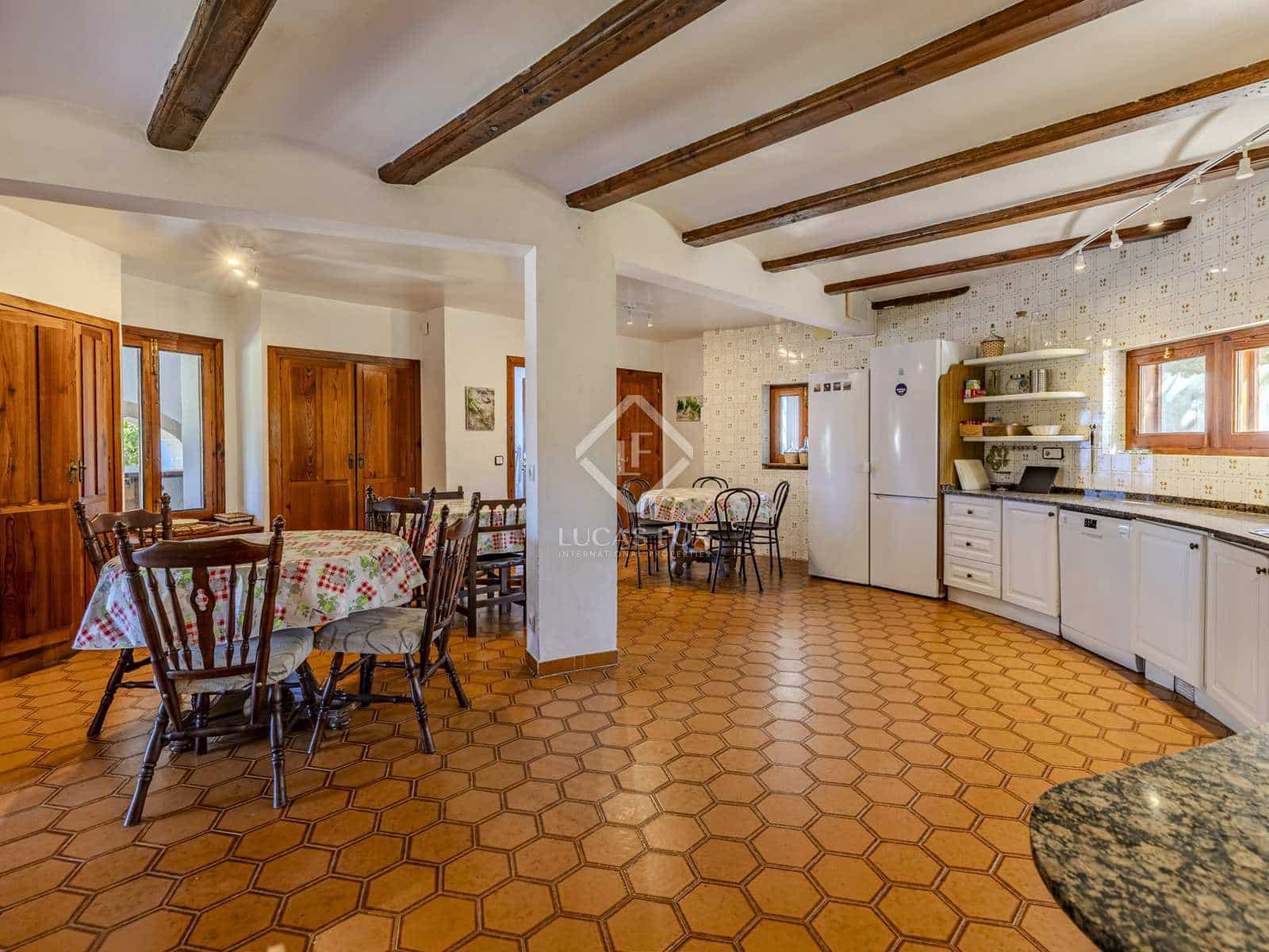 6 bedroom Villa for sale in Javea / Xabia with pool garage - € 1,590,000 (Ref: 8307706)