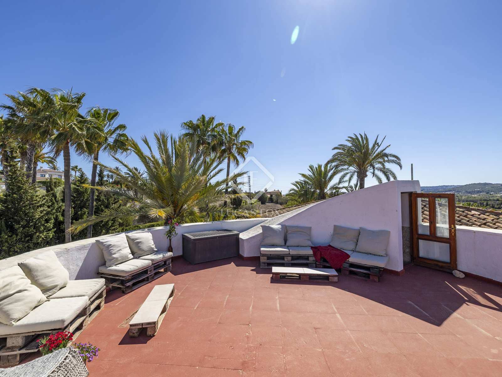 6 bedroom Villa for sale in Javea / Xabia with pool garage - € 1,590,000 (Ref: 8307706)