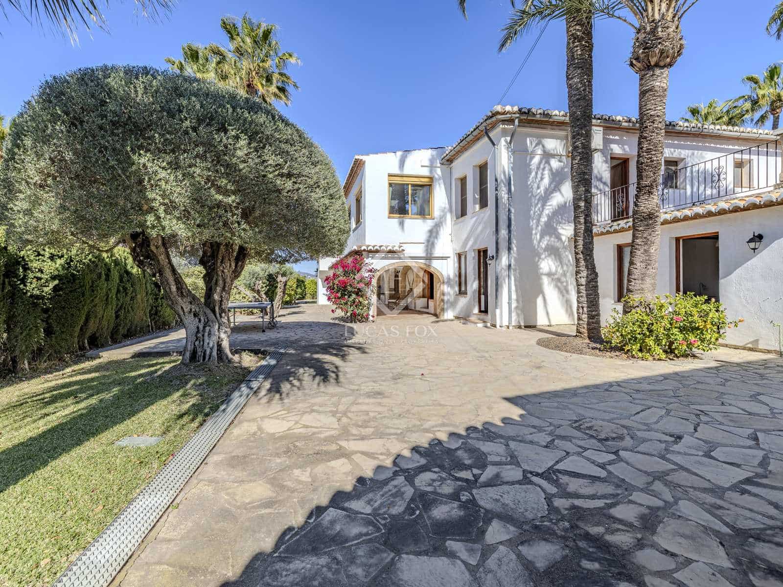 6 bedroom Villa for sale in Javea / Xabia with pool garage - € 1,590,000 (Ref: 8307706)