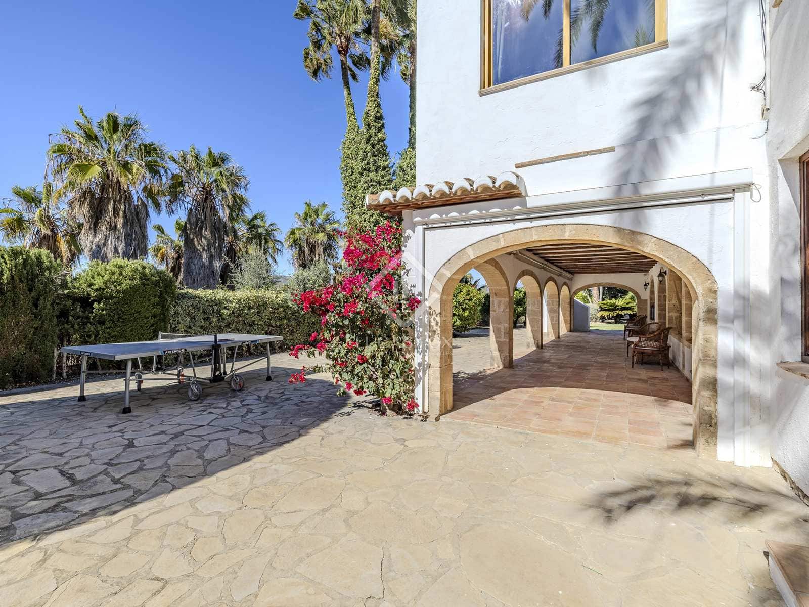 6 bedroom Villa for sale in Javea / Xabia with pool garage - € 1,590,000 (Ref: 8307706)