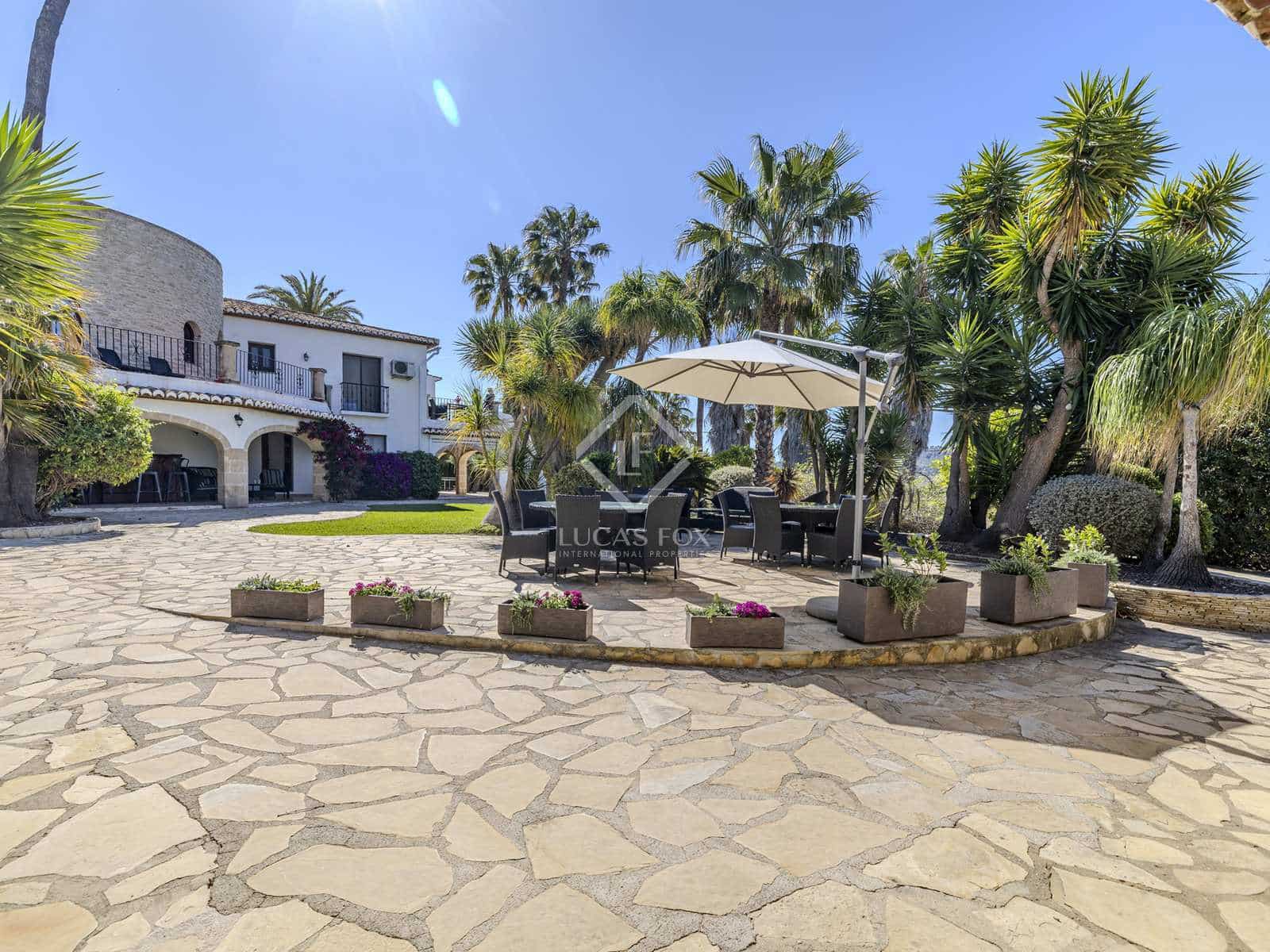 6 bedroom Villa for sale in Javea / Xabia with pool garage - € 1,590,000 (Ref: 8307706)