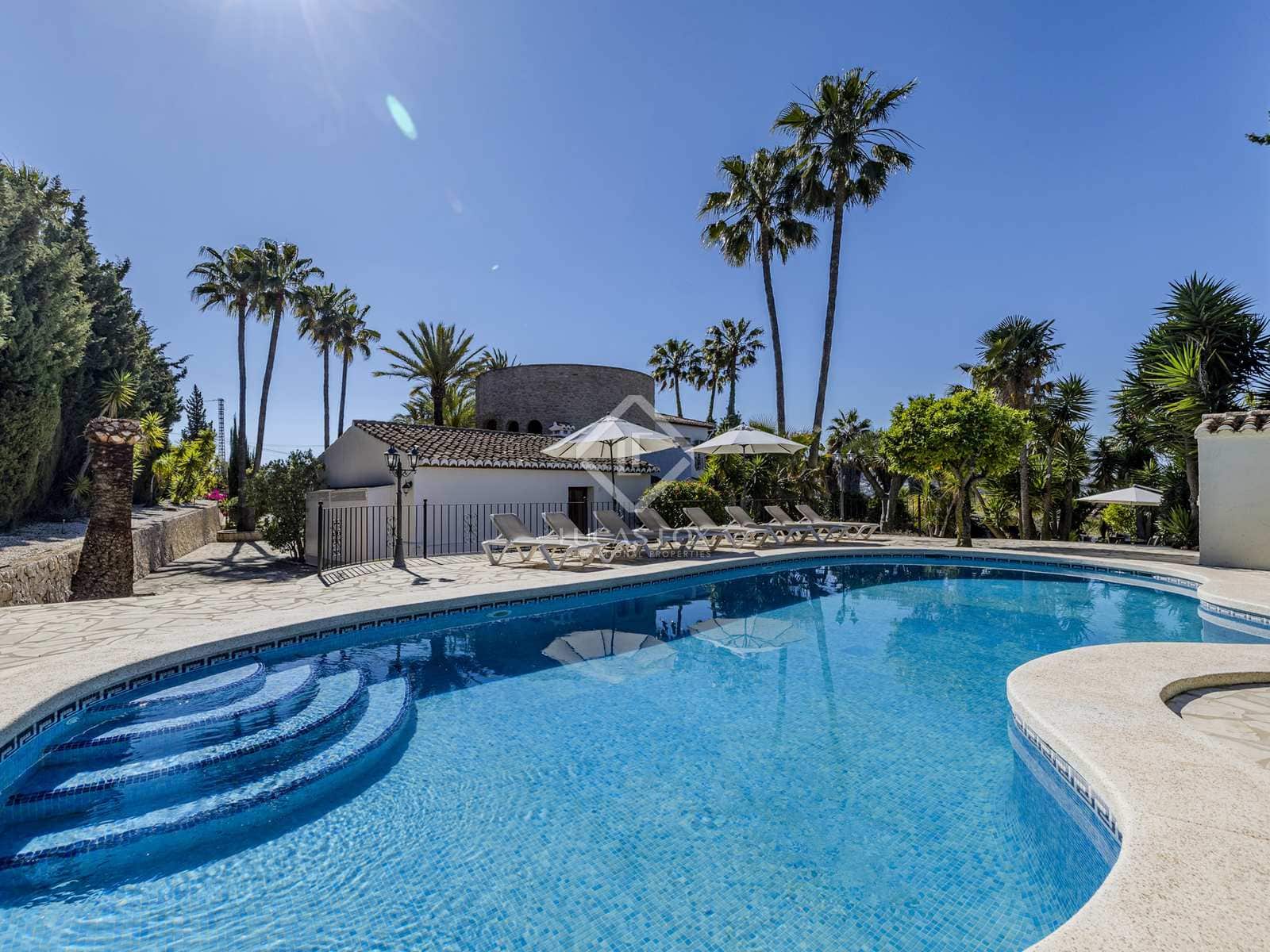 6 bedroom Villa for sale in Javea / Xabia with pool garage - € 1,590,000 (Ref: 8307706)