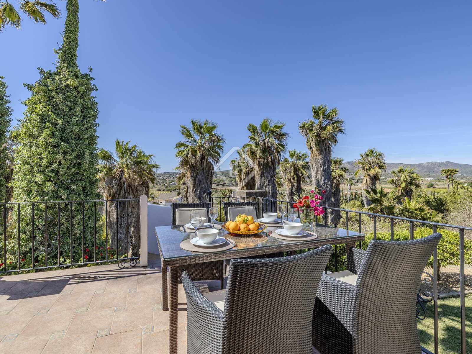 6 bedroom Villa for sale in Javea / Xabia with pool garage - € 1,590,000 (Ref: 8307706)