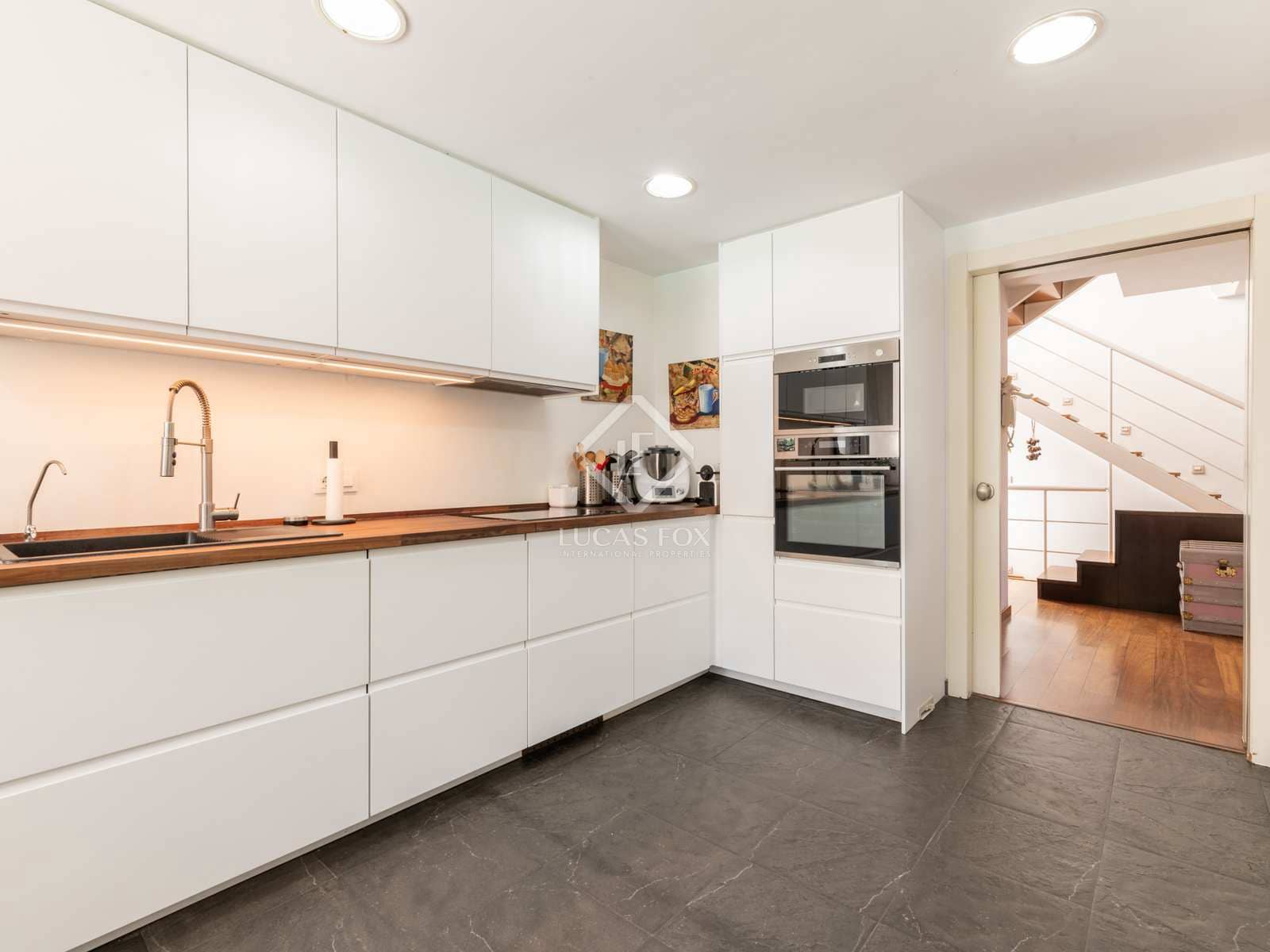 6 bedroom Villa for sale in Sant Cugat del Valles with pool garage - € 2,900,000 (Ref: 8309675)