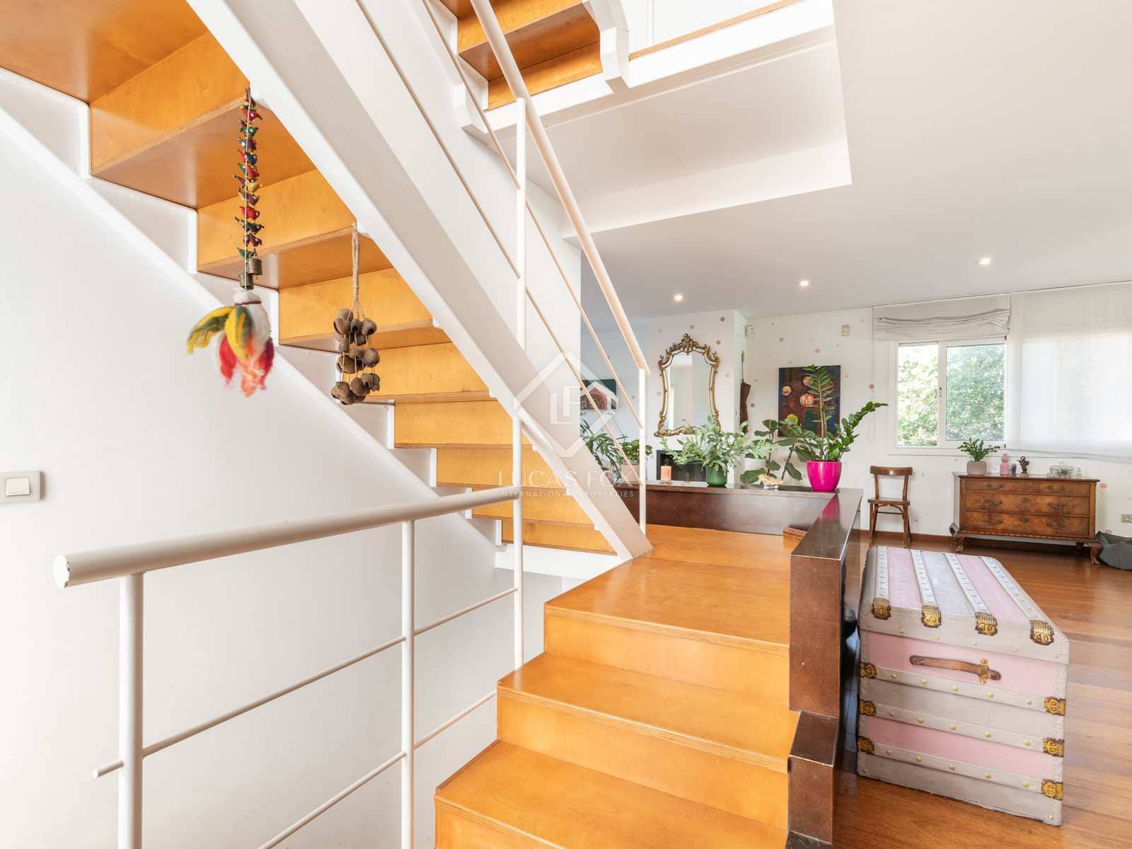 6 bedroom Villa for sale in Sant Cugat del Valles with pool garage - € 2,900,000 (Ref: 8309675)