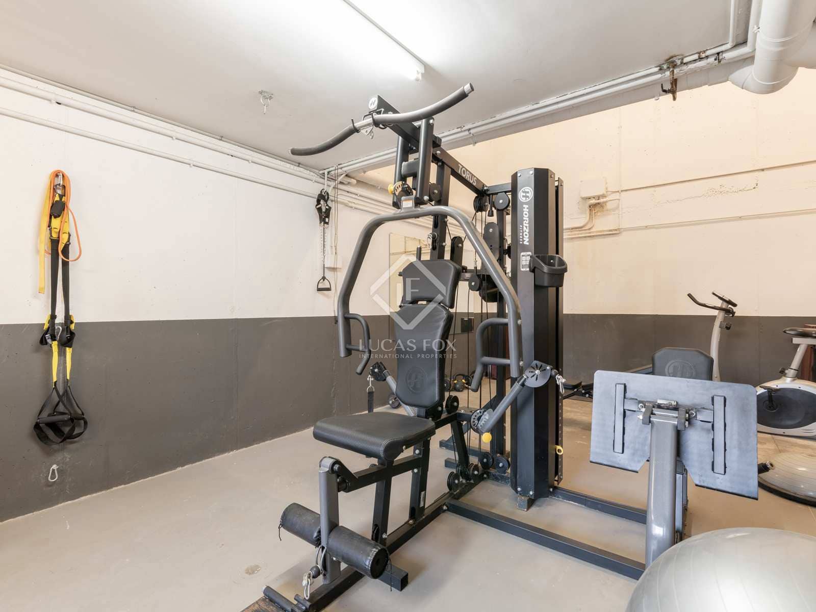 6 bedroom Villa for sale in Sant Cugat del Valles with pool garage - € 2,900,000 (Ref: 8309675)