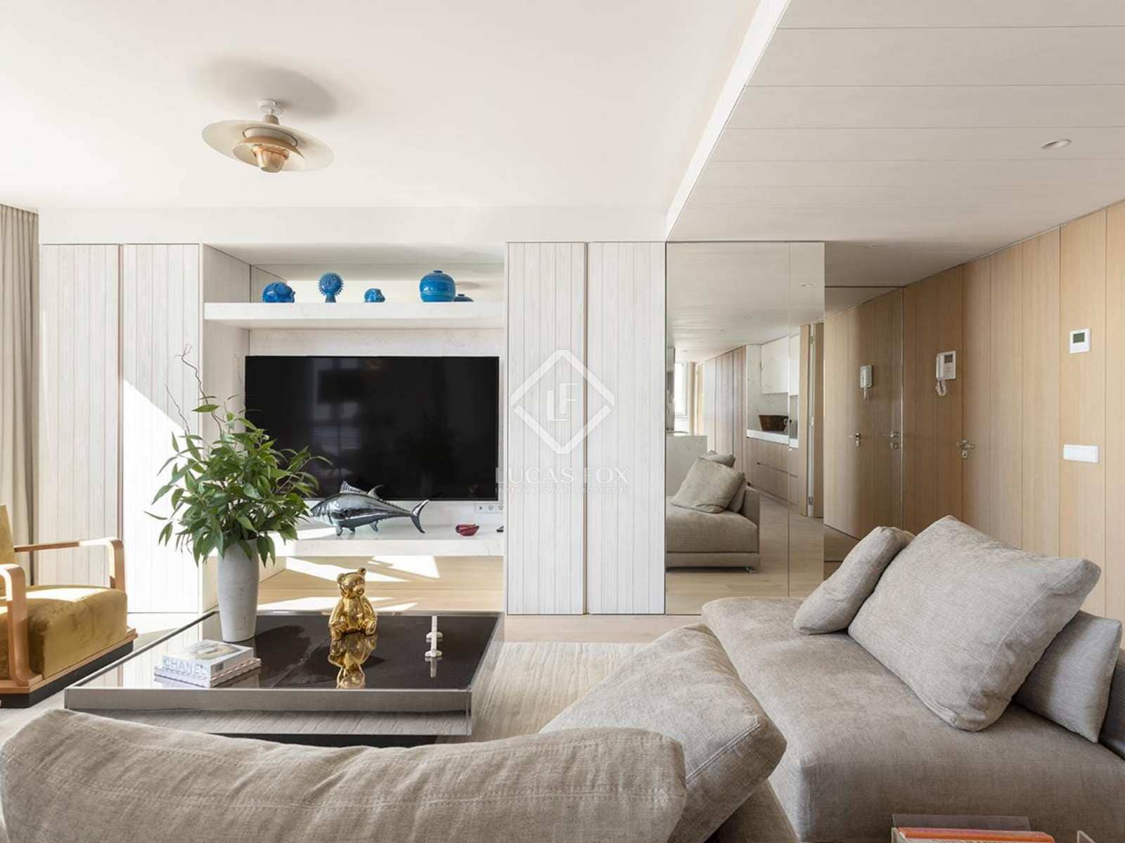 4 soveværelse Penthouse til salg i Barcelona by med swimmingpool garage - € 4.495.000 (Ref: 8312321)