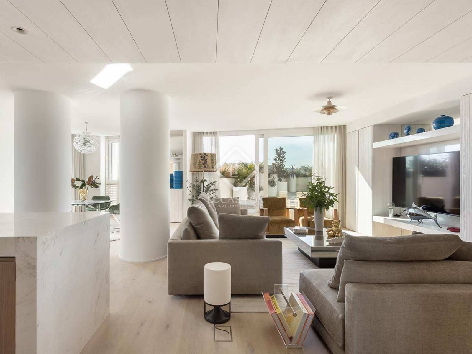 4 soveværelse Penthouse til salg i Barcelona by med swimmingpool garage - € 4.495.000 (Ref: 8312321)