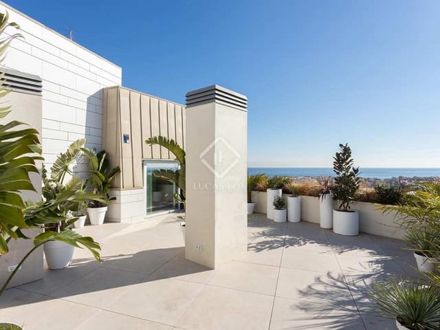 4 soveværelse Penthouse til salg i Barcelona by med swimmingpool garage - € 4.495.000 (Ref: 8312321)