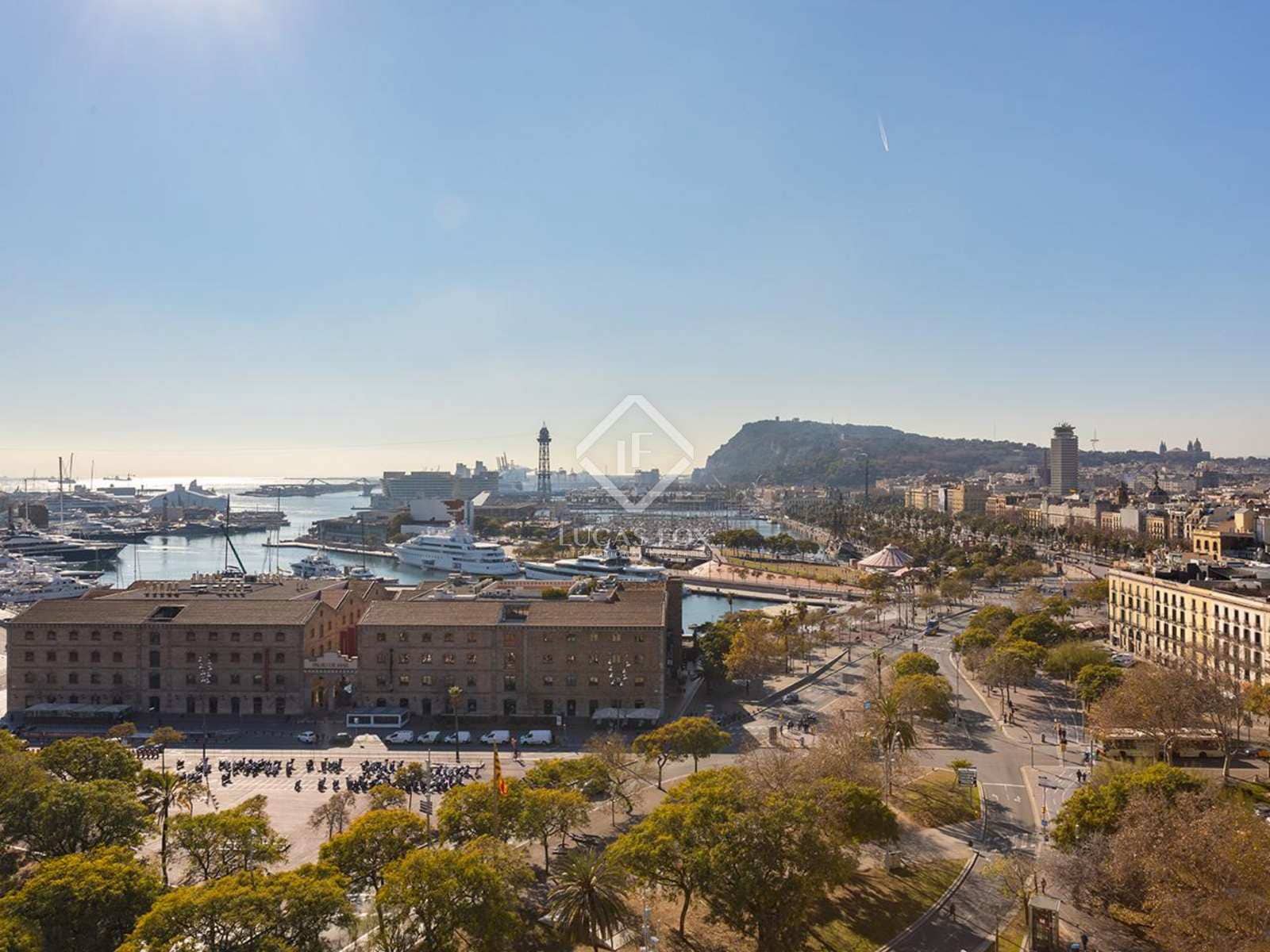 4 soveværelse Penthouse til salg i Barcelona by med swimmingpool garage - € 4.495.000 (Ref: 8312321)