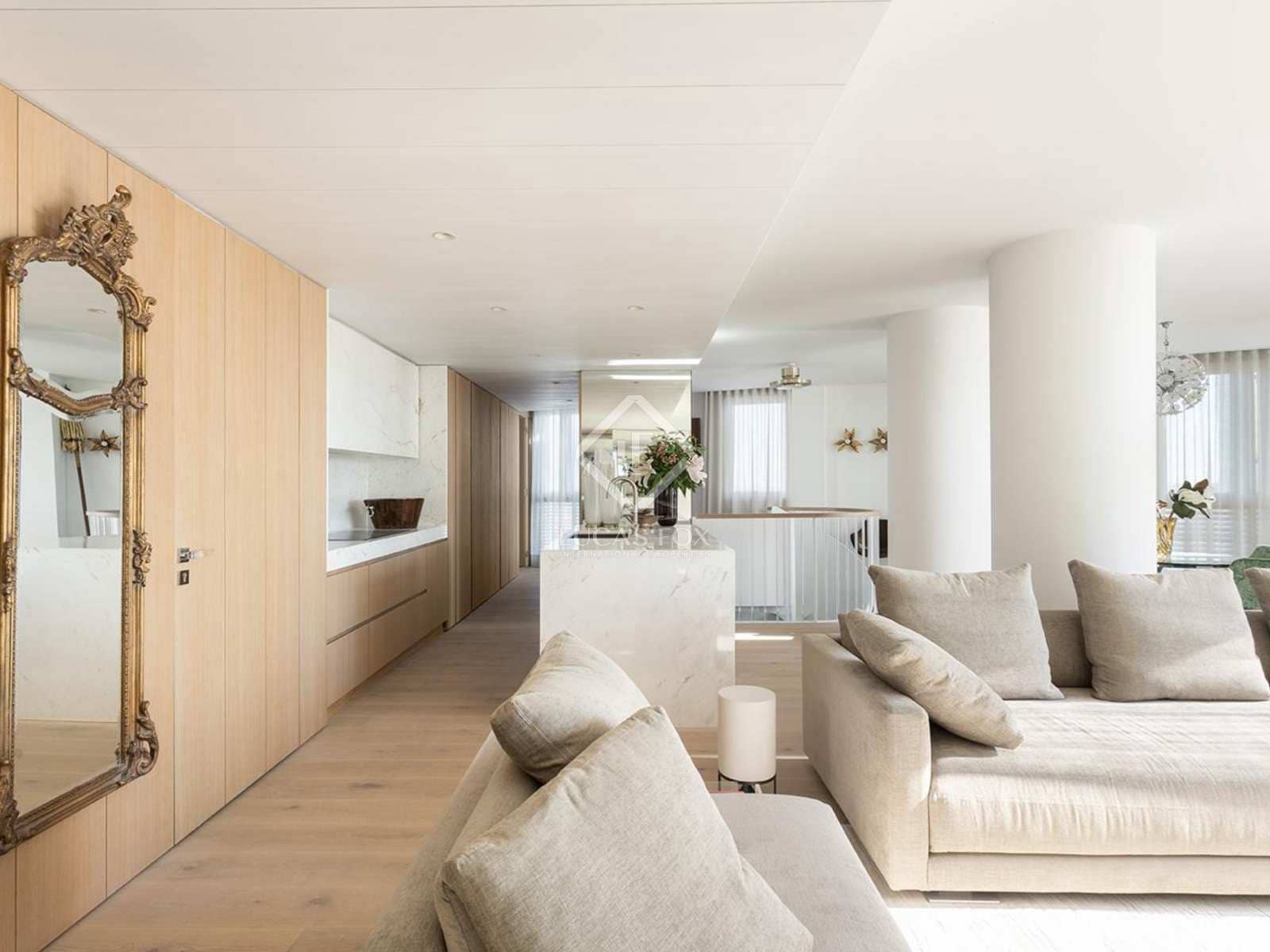 4 soveværelse Penthouse til salg i Barcelona by med swimmingpool garage - € 4.495.000 (Ref: 8312321)