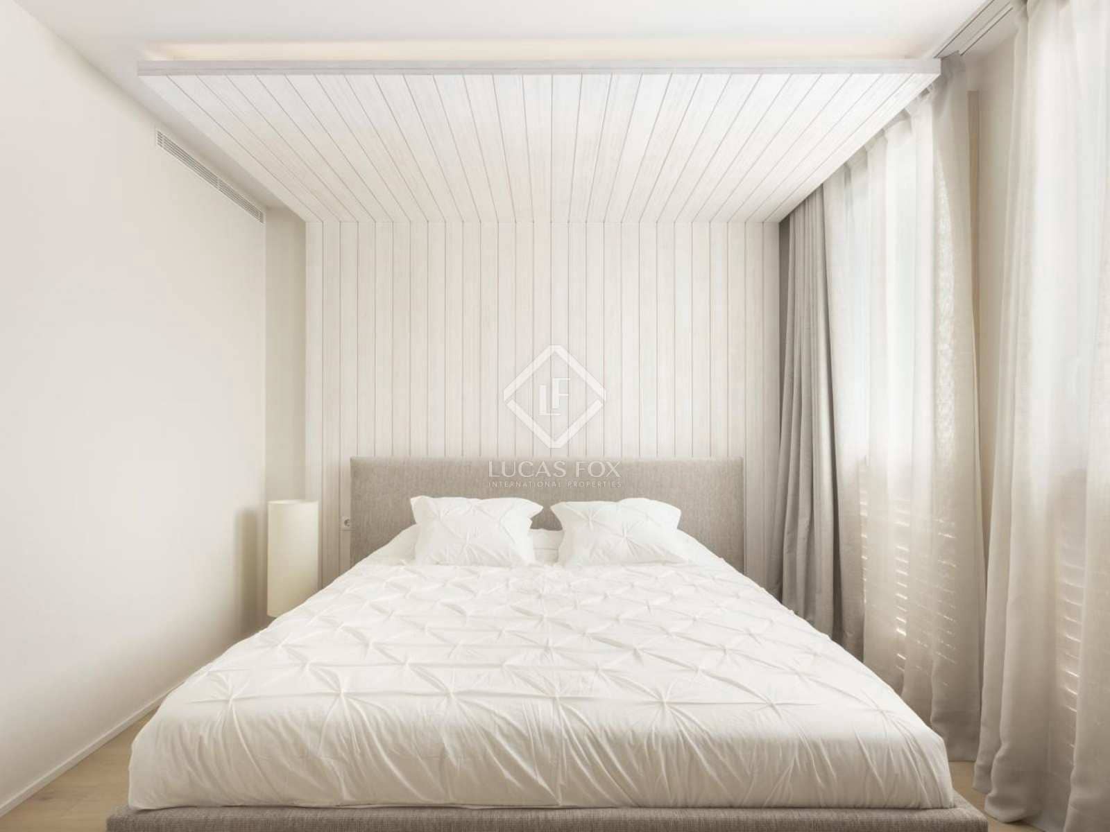 4 soveværelse Penthouse til salg i Barcelona by med swimmingpool garage - € 4.495.000 (Ref: 8312321)