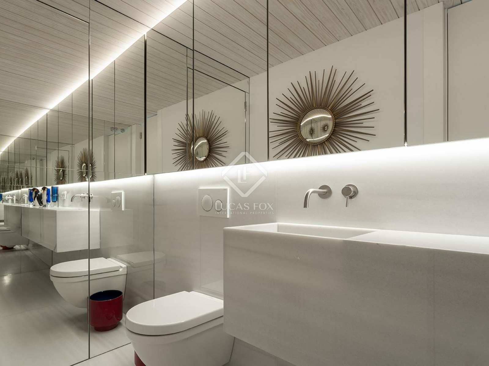 4 soveværelse Penthouse til salg i Barcelona by med swimmingpool garage - € 4.495.000 (Ref: 8312321)