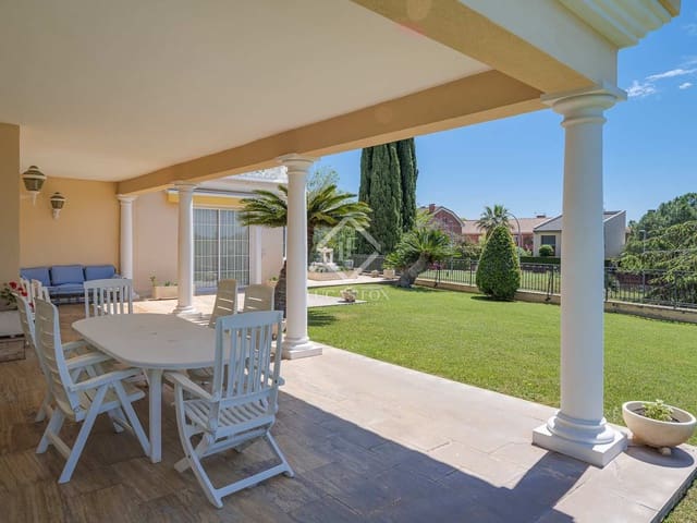 7 soveværelse Villa til salg i Vilassar de Dalt med swimmingpool garage - € 1.750.000 (Ref: 8312757)