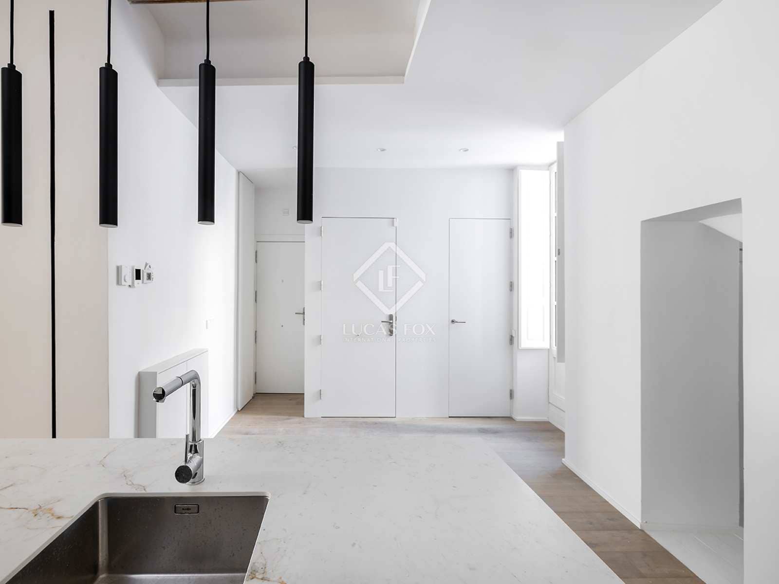 2 sypialnia Apartament na sprzedaż w Miasto Barcelona z basenem - 1 145 000 € (Ref: 8315532)