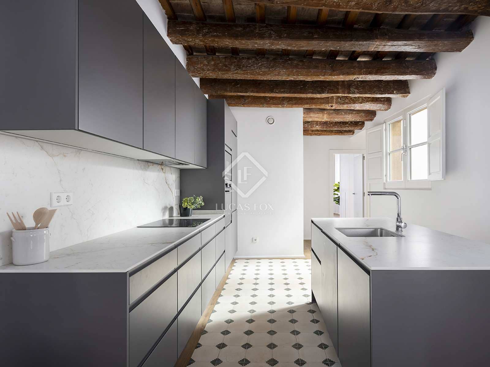 2 sypialnia Apartament na sprzedaż w Miasto Barcelona z basenem - 1 145 000 € (Ref: 8315532)