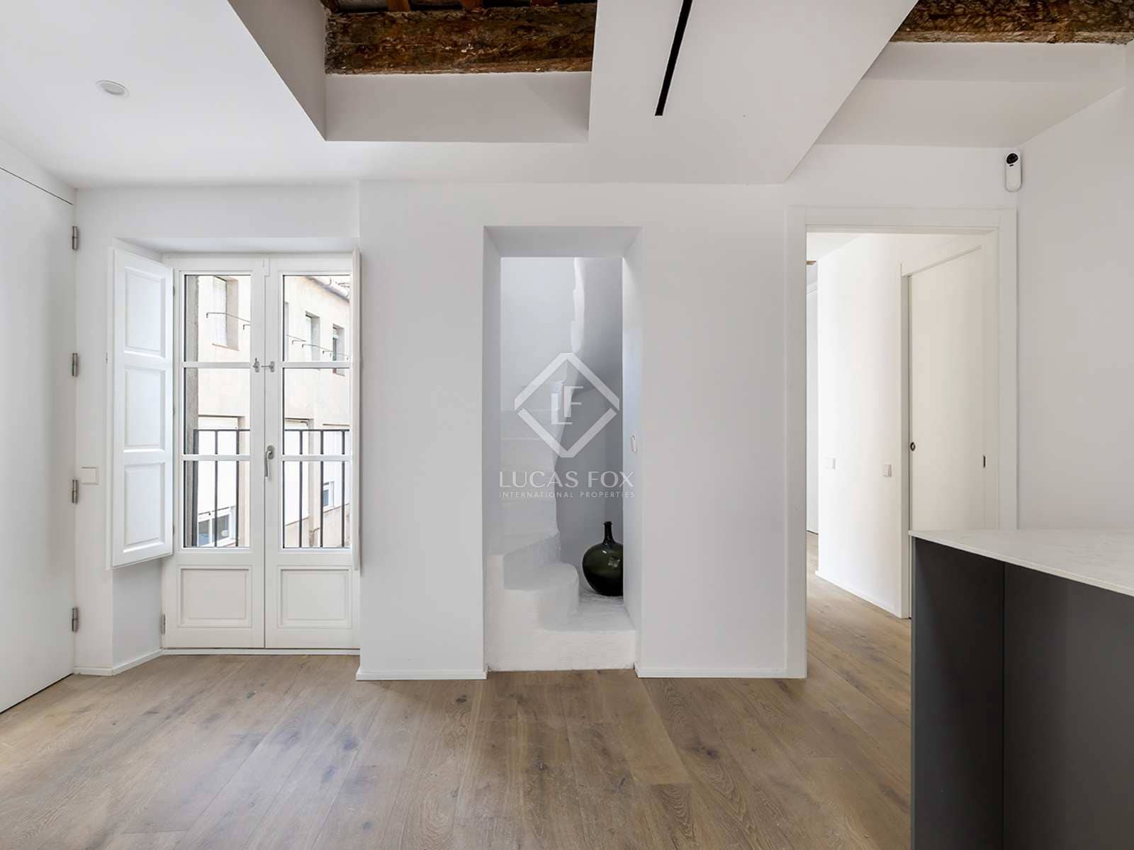 2 soveværelse Lejlighed til salg i Barcelona by med swimmingpool - € 1.245.000 (Ref: 8315533)