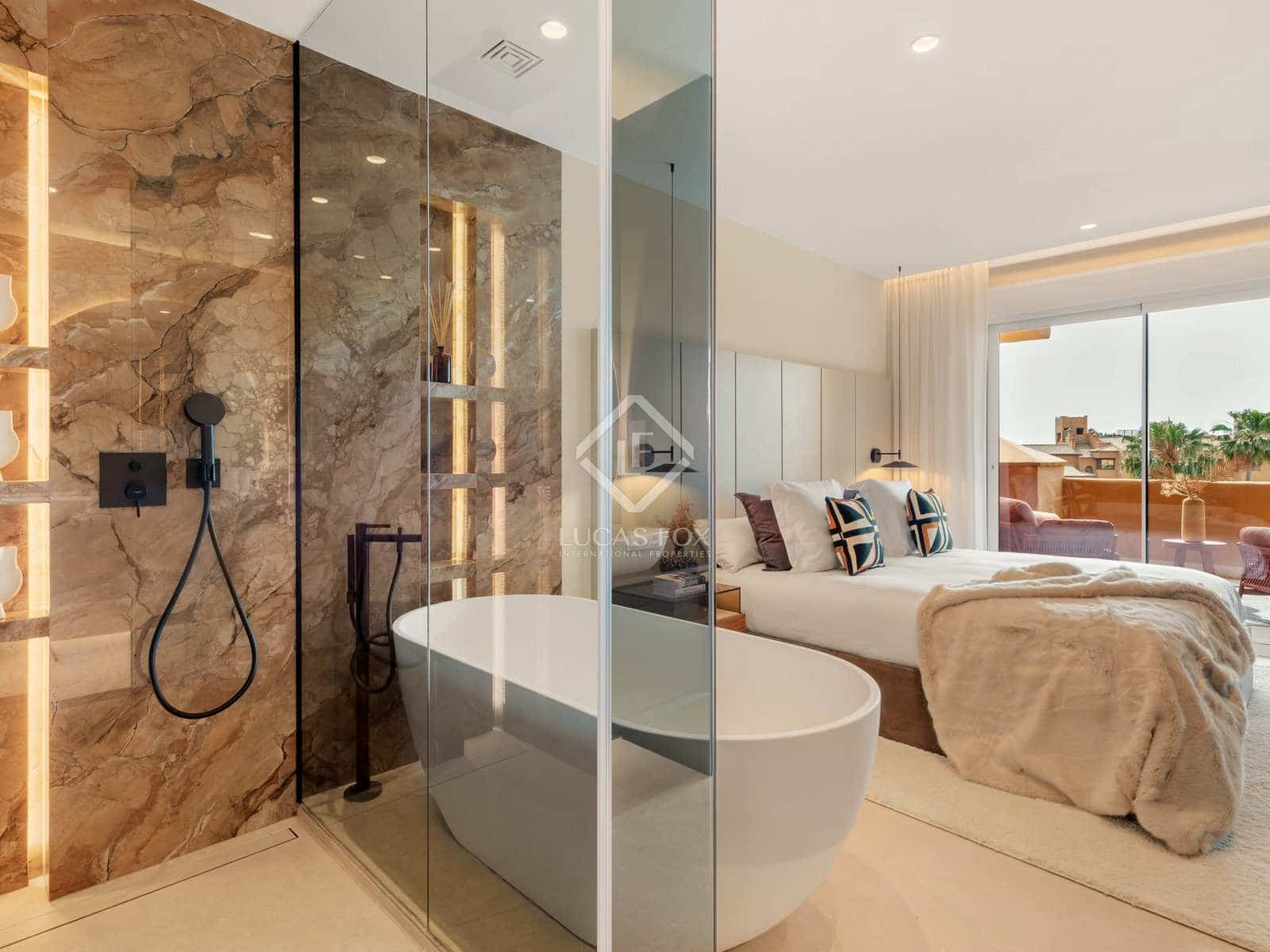 3 slaapkamer Appartement te koop in Estepona met zwembad garage - € 1.750.000 (Ref: 8316942)