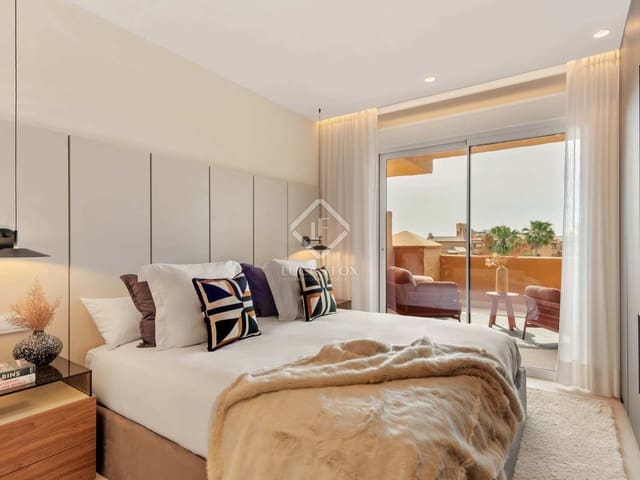 3 slaapkamer Appartement te koop in Estepona met zwembad garage - € 1.750.000 (Ref: 8316942)