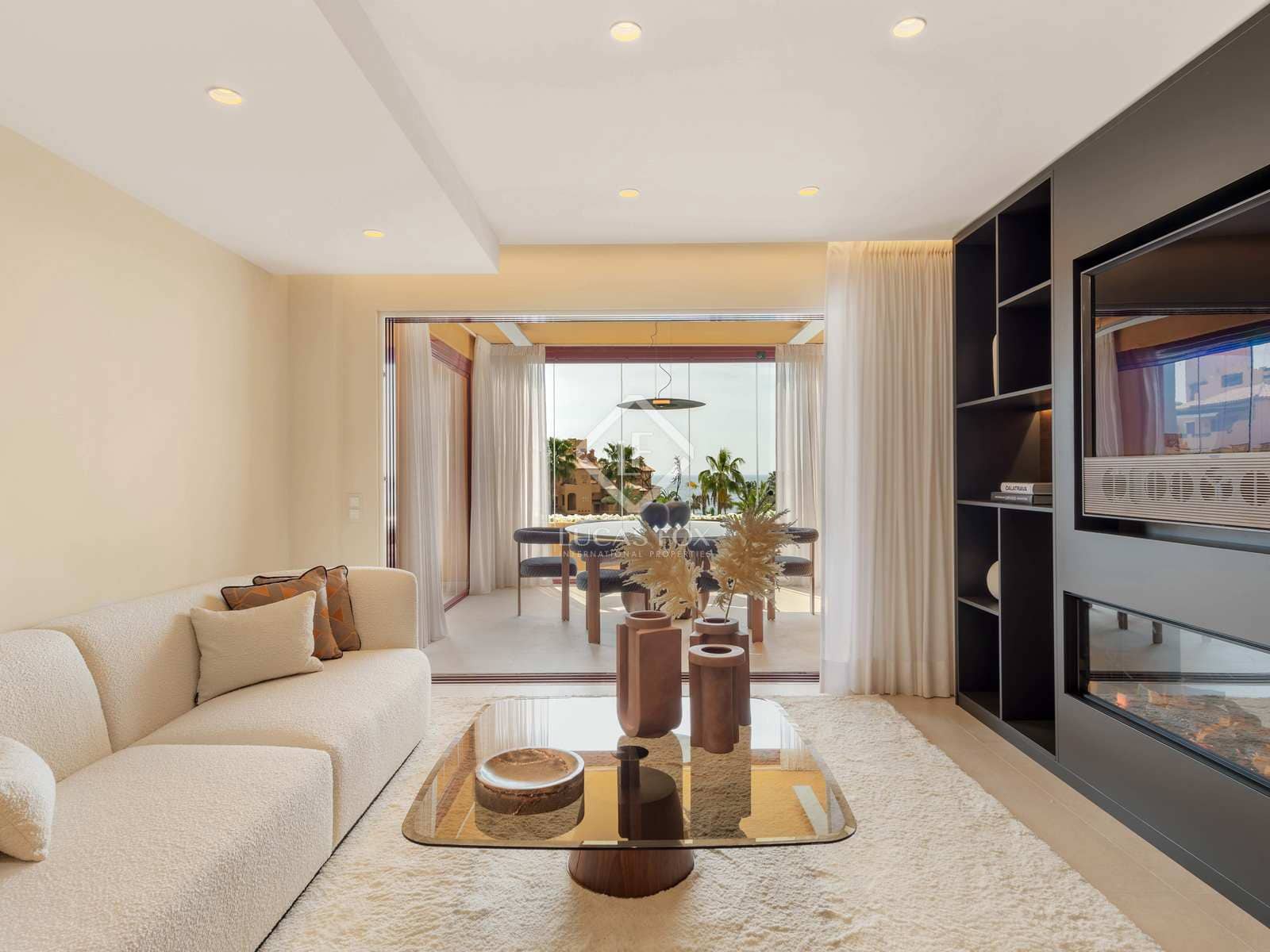 3 slaapkamer Appartement te koop in Estepona met zwembad garage - € 1.750.000 (Ref: 8316942)