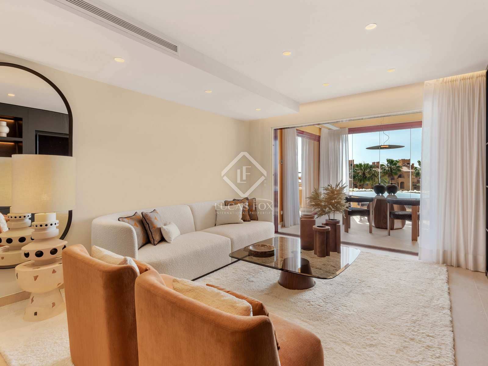 3 slaapkamer Appartement te koop in Estepona met zwembad garage - € 1.750.000 (Ref: 8316942)