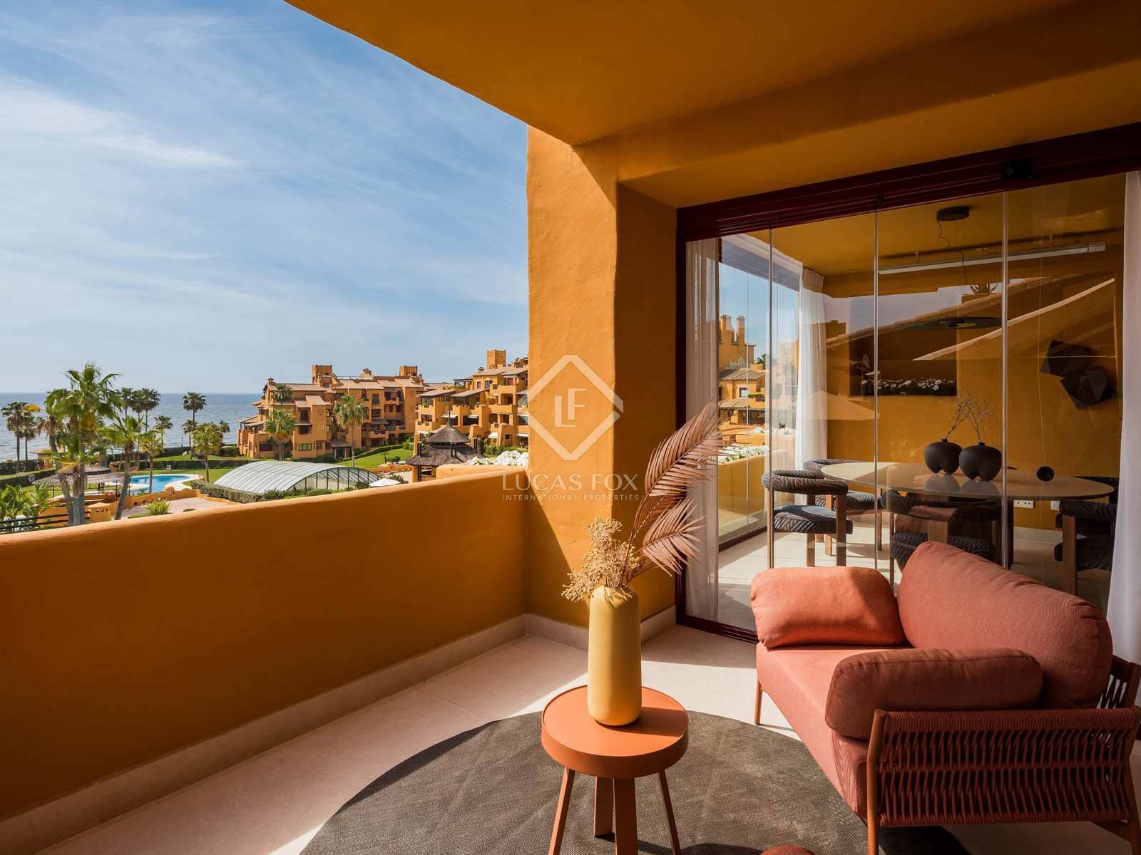 3 slaapkamer Appartement te koop in Estepona met zwembad garage - € 1.750.000 (Ref: 8316942)